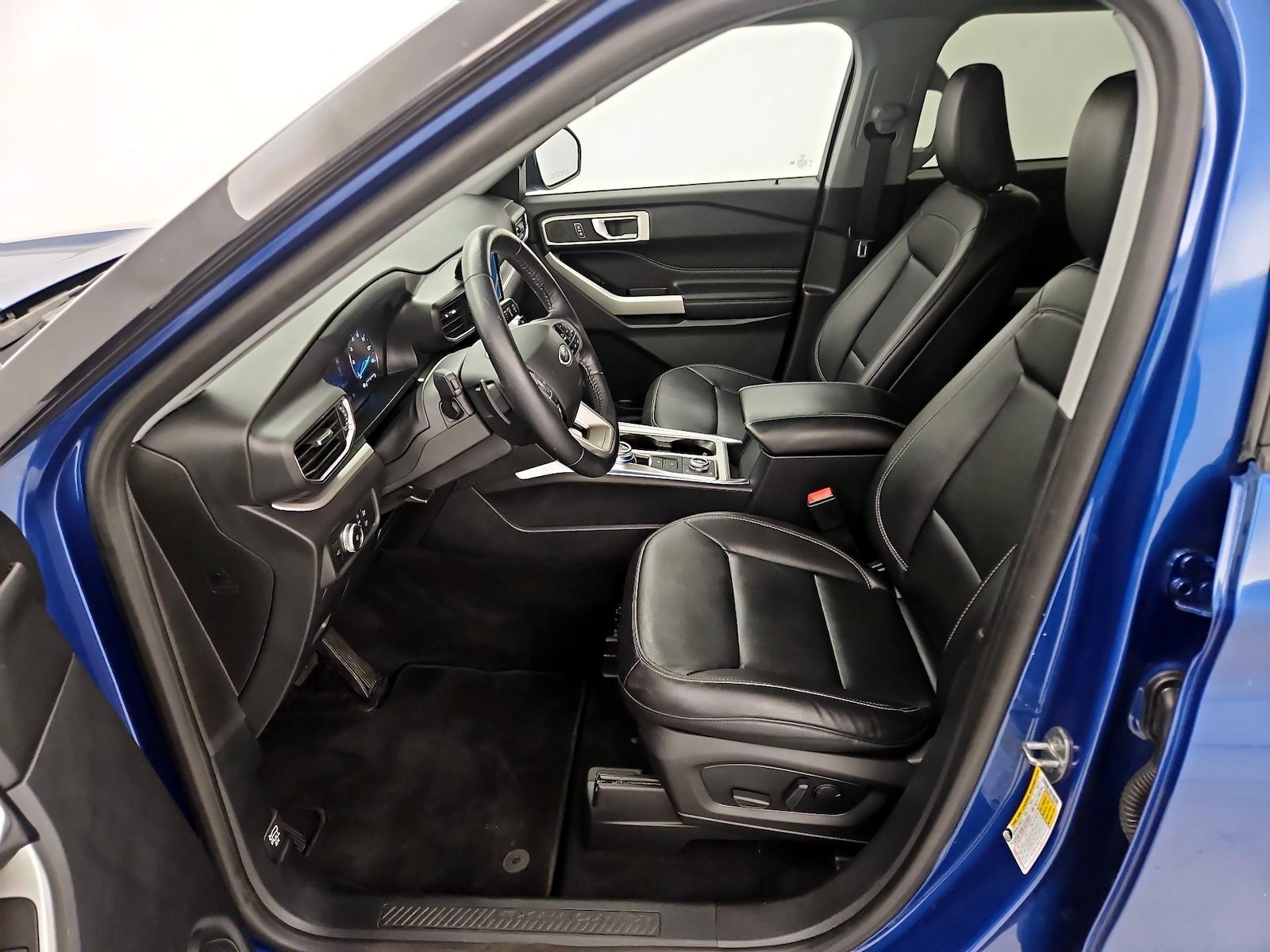 2020 Ford Explorer XLT - Photo 12