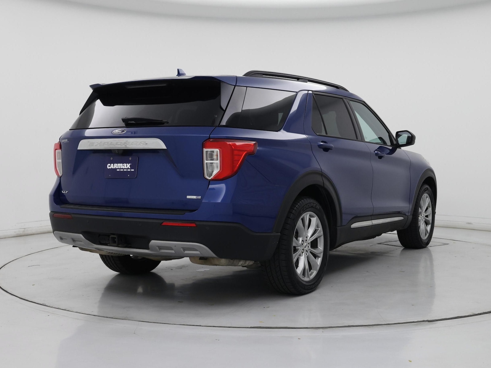 2020 Ford Explorer XLT - Photo 9