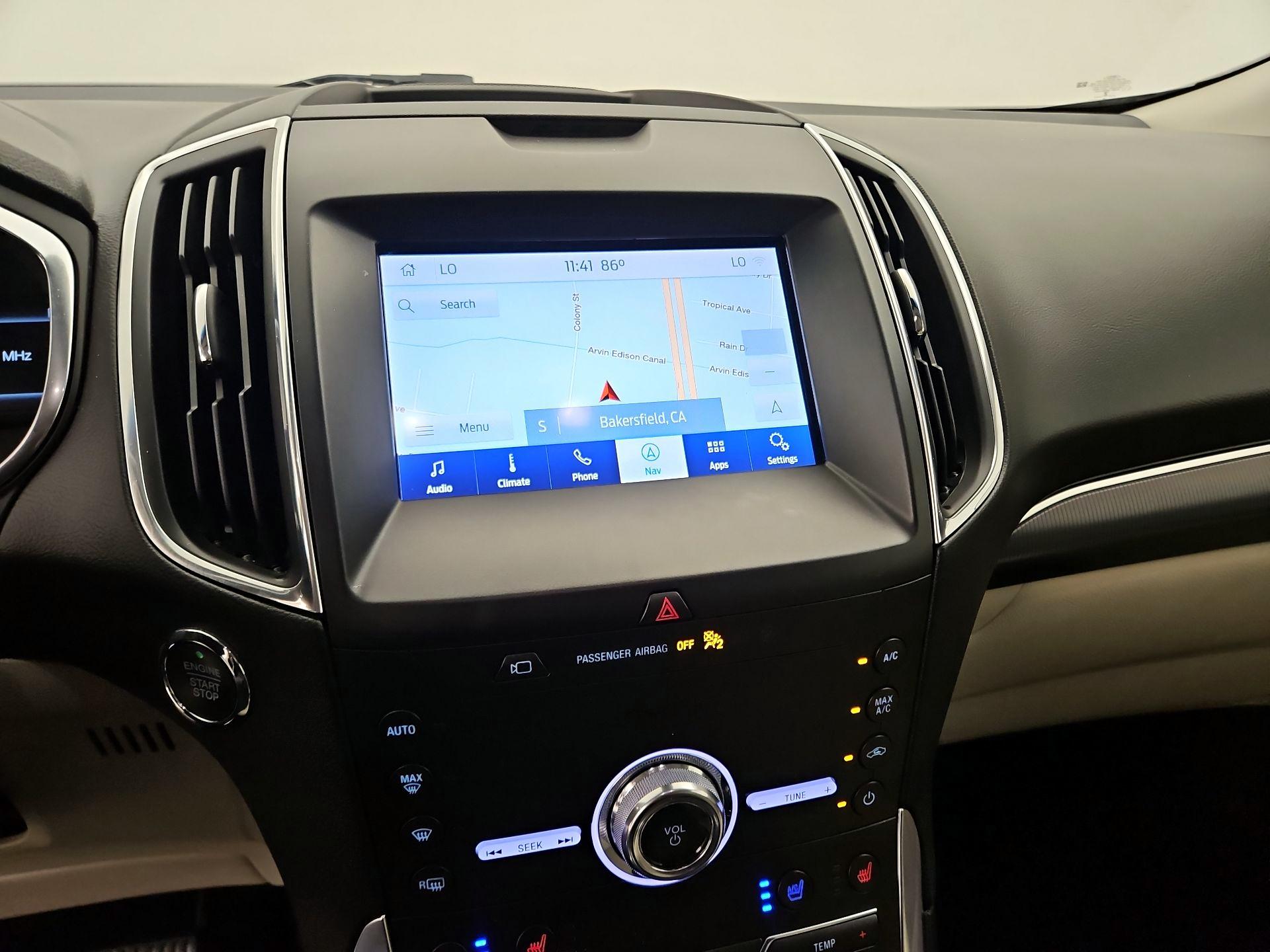 Thumbnail: 2020 Ford Edge - 14