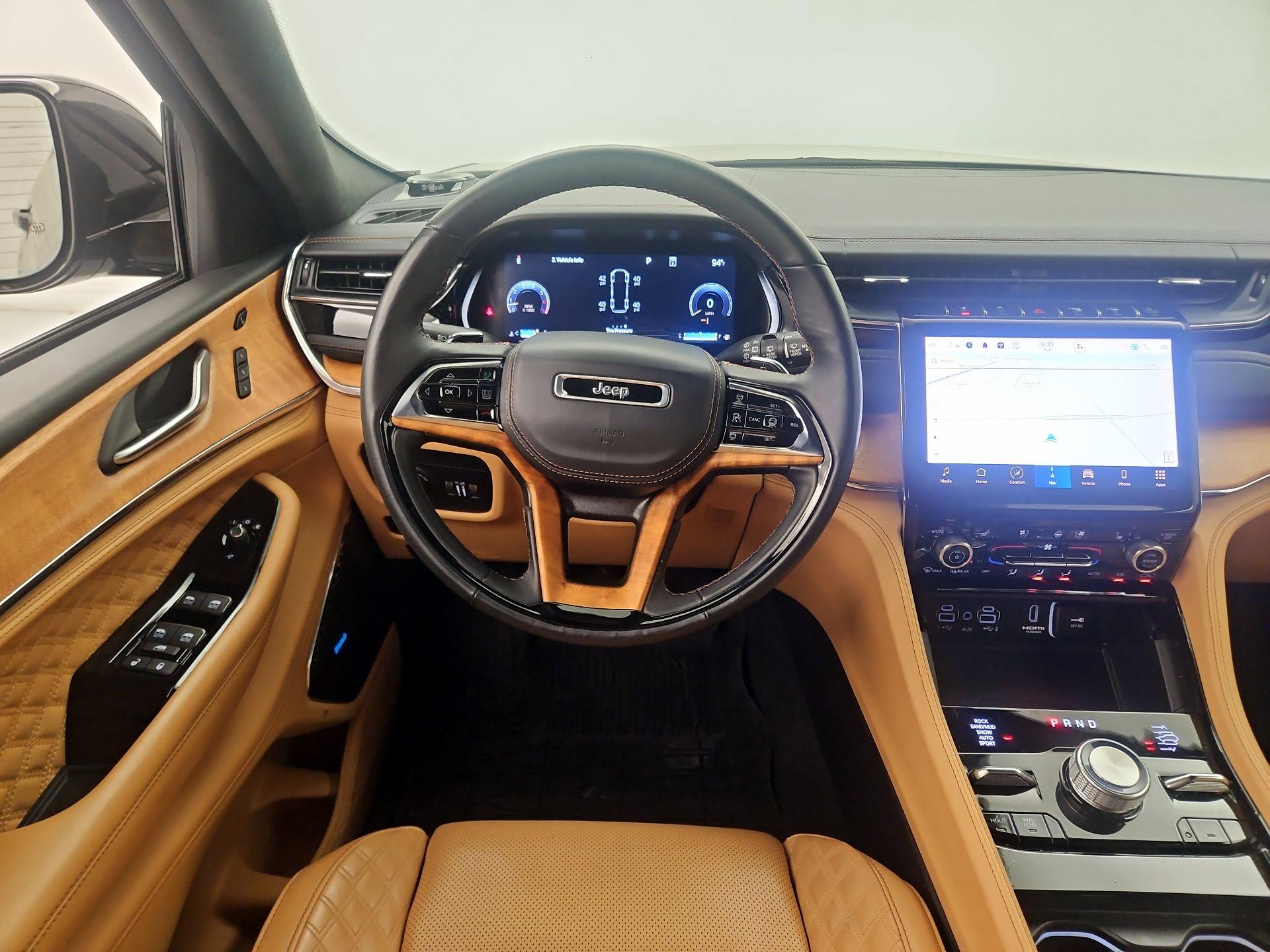 Thumbnail: 2023 Jeep Grand Cherokee L - 10