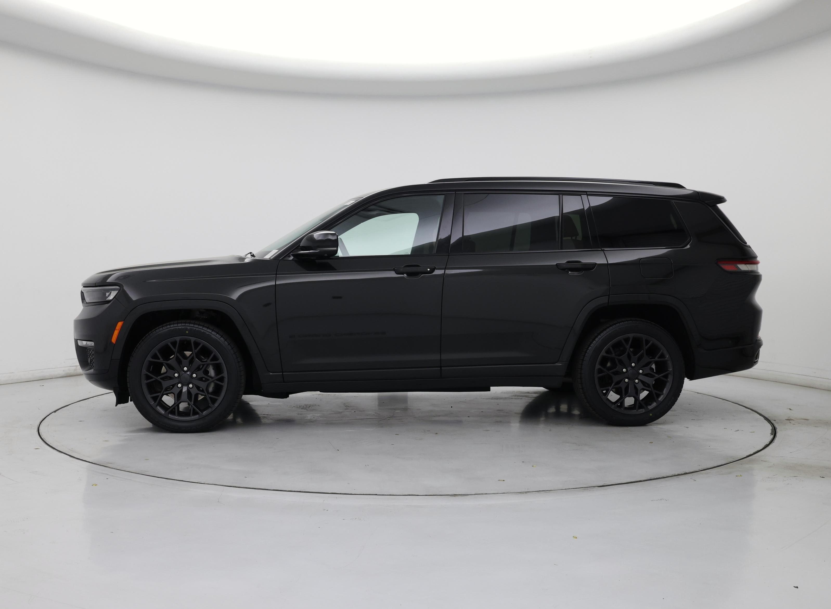 Thumbnail: 2023 Jeep Grand Cherokee L - 3