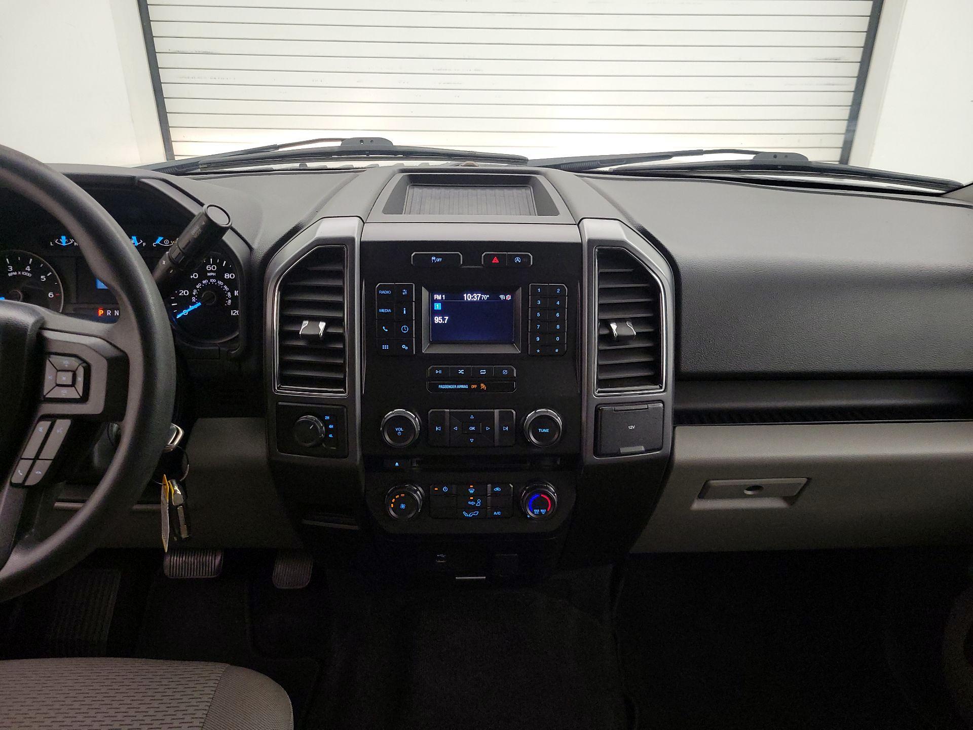 Thumbnail: 2018 Ford F-150 - 9