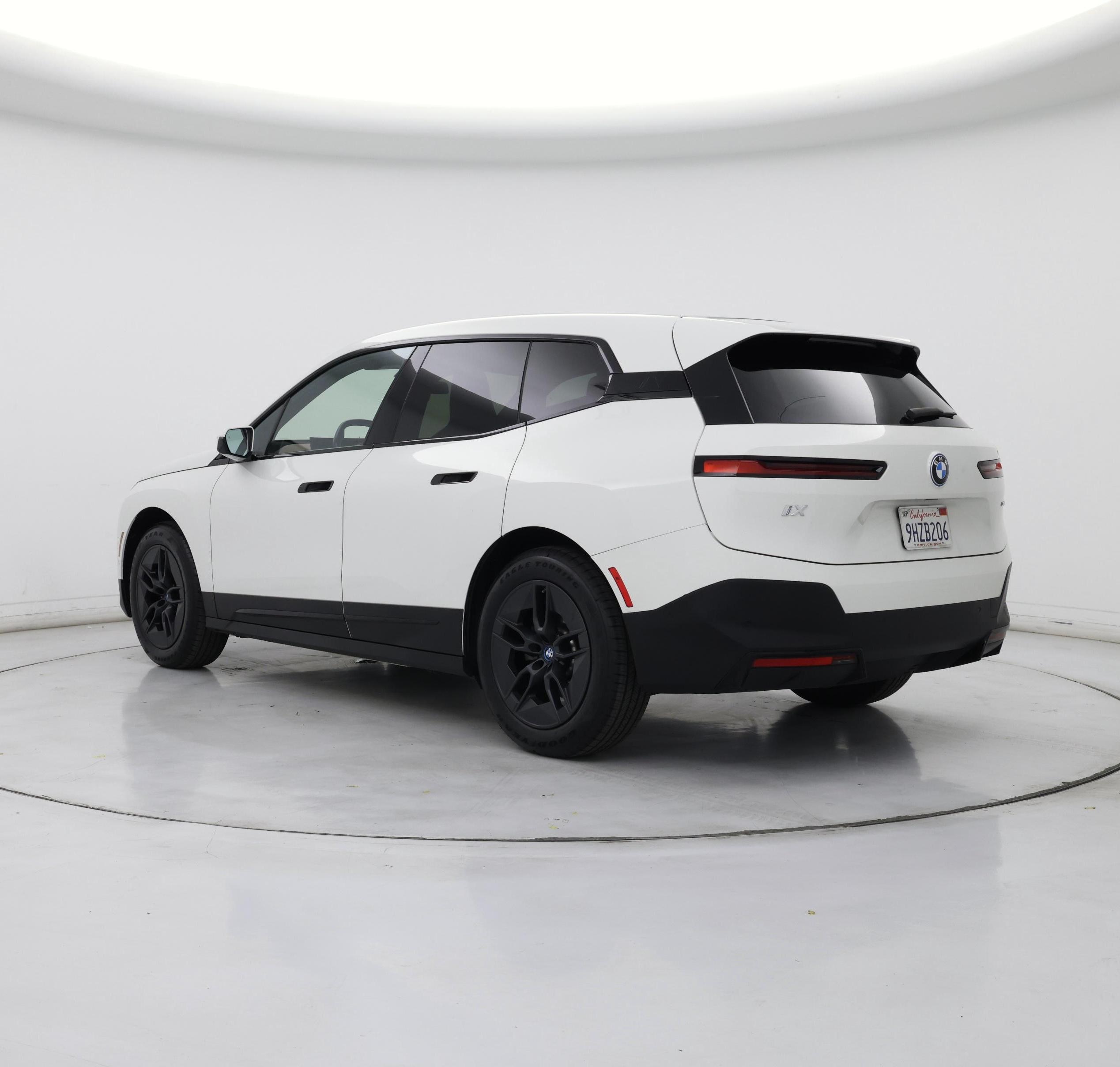 Thumbnail: 2024 BMW iX - 2