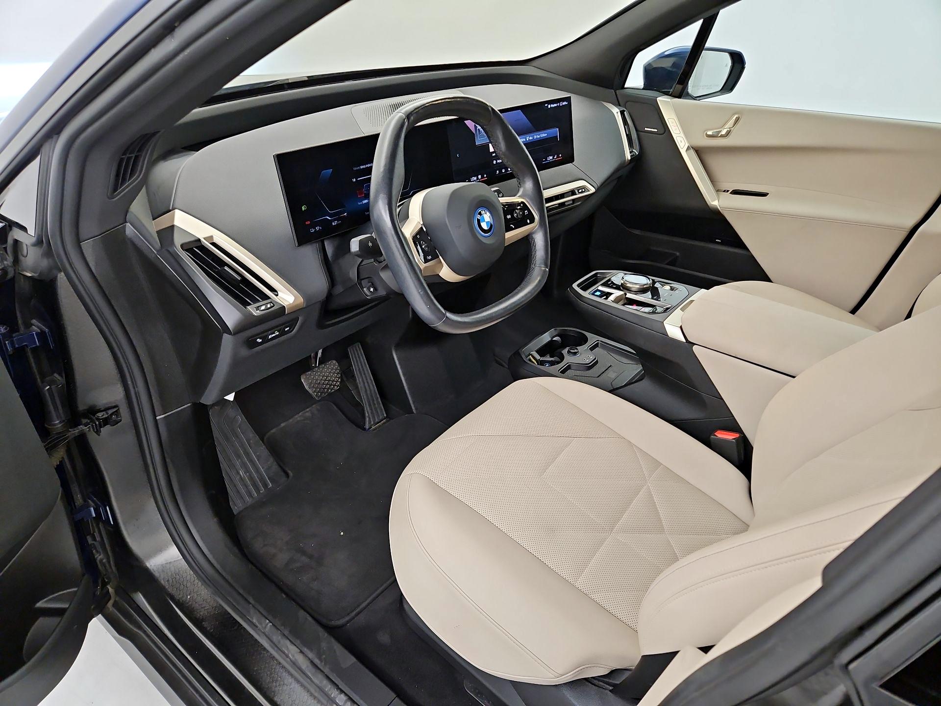 Thumbnail: 2024 BMW iX - 11