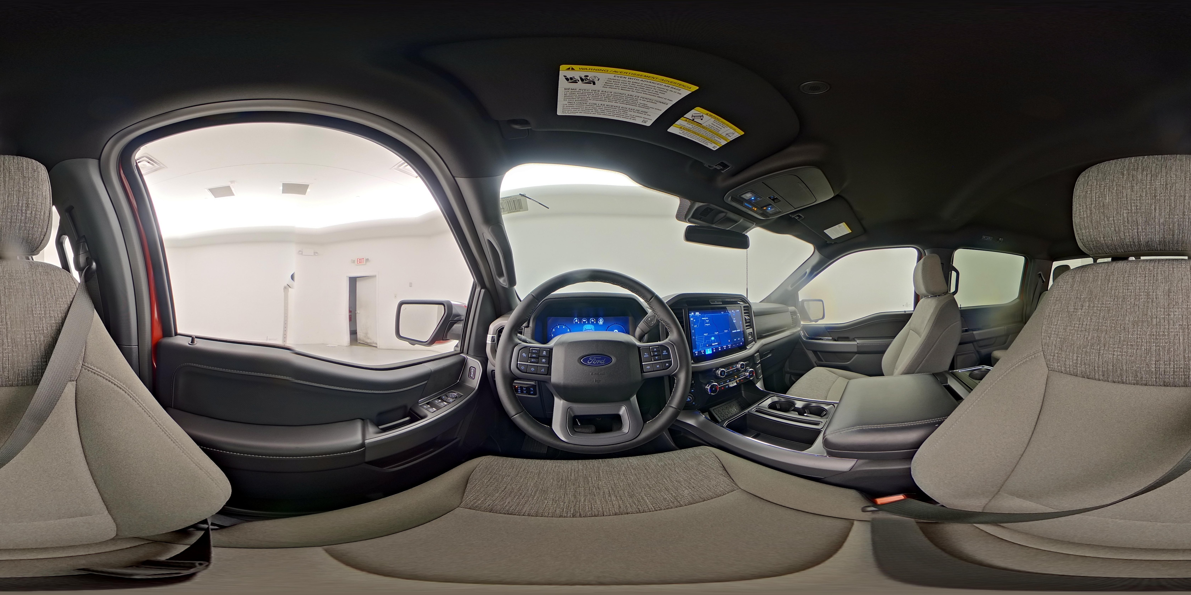2025 Ford F-150 XLT - Photo 22
