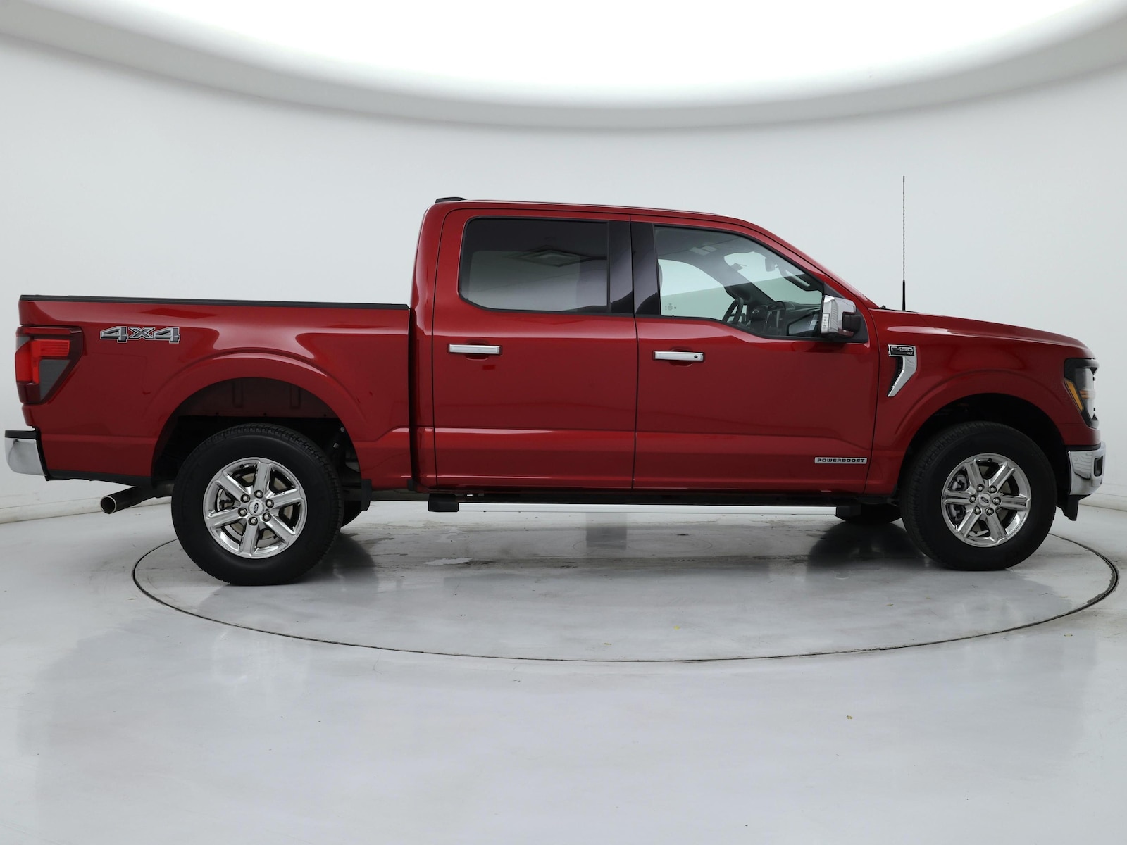 2025 Ford F-150 XLT - Photo 8