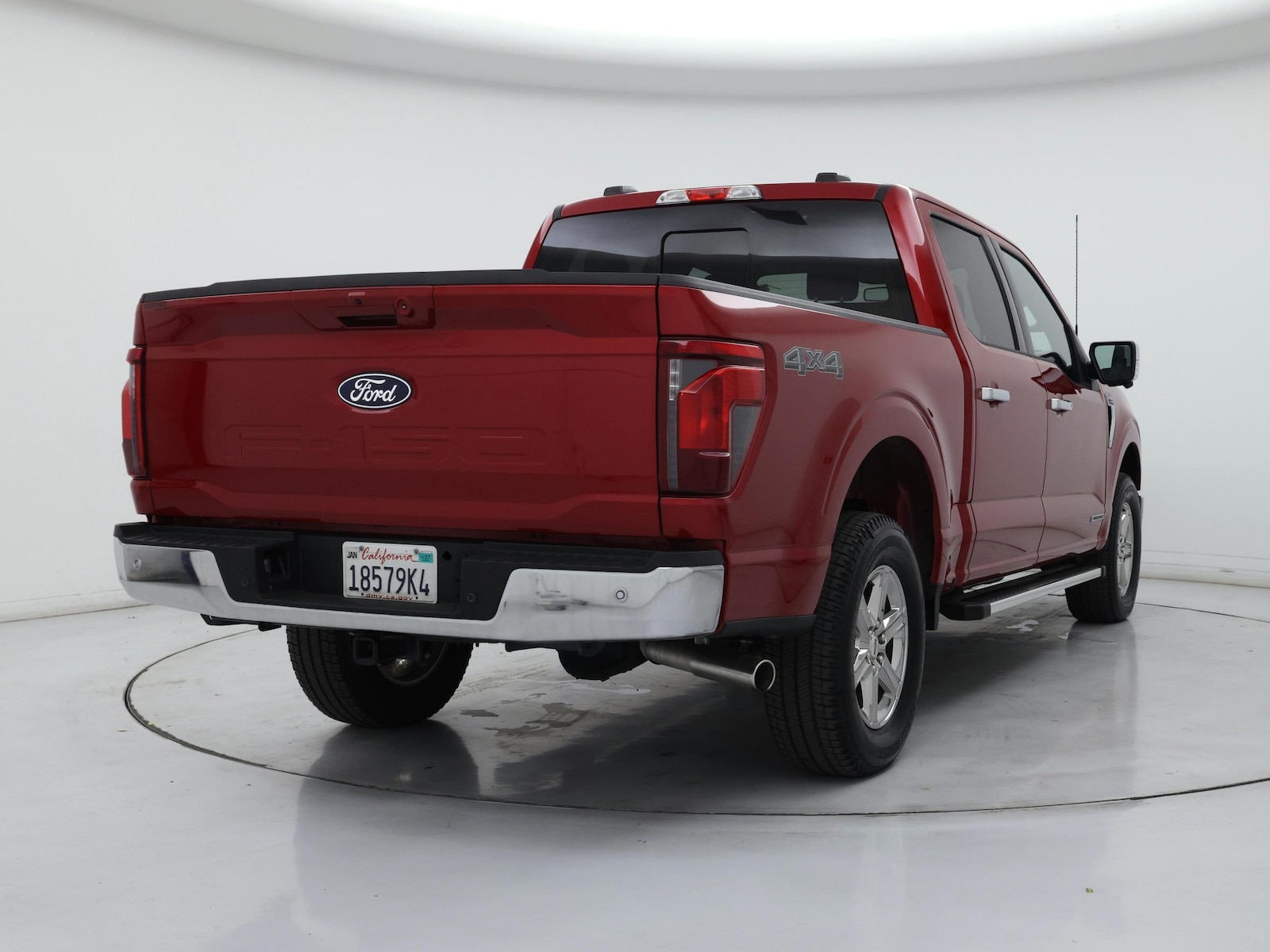 2025 Ford F-150 XLT - Photo 9