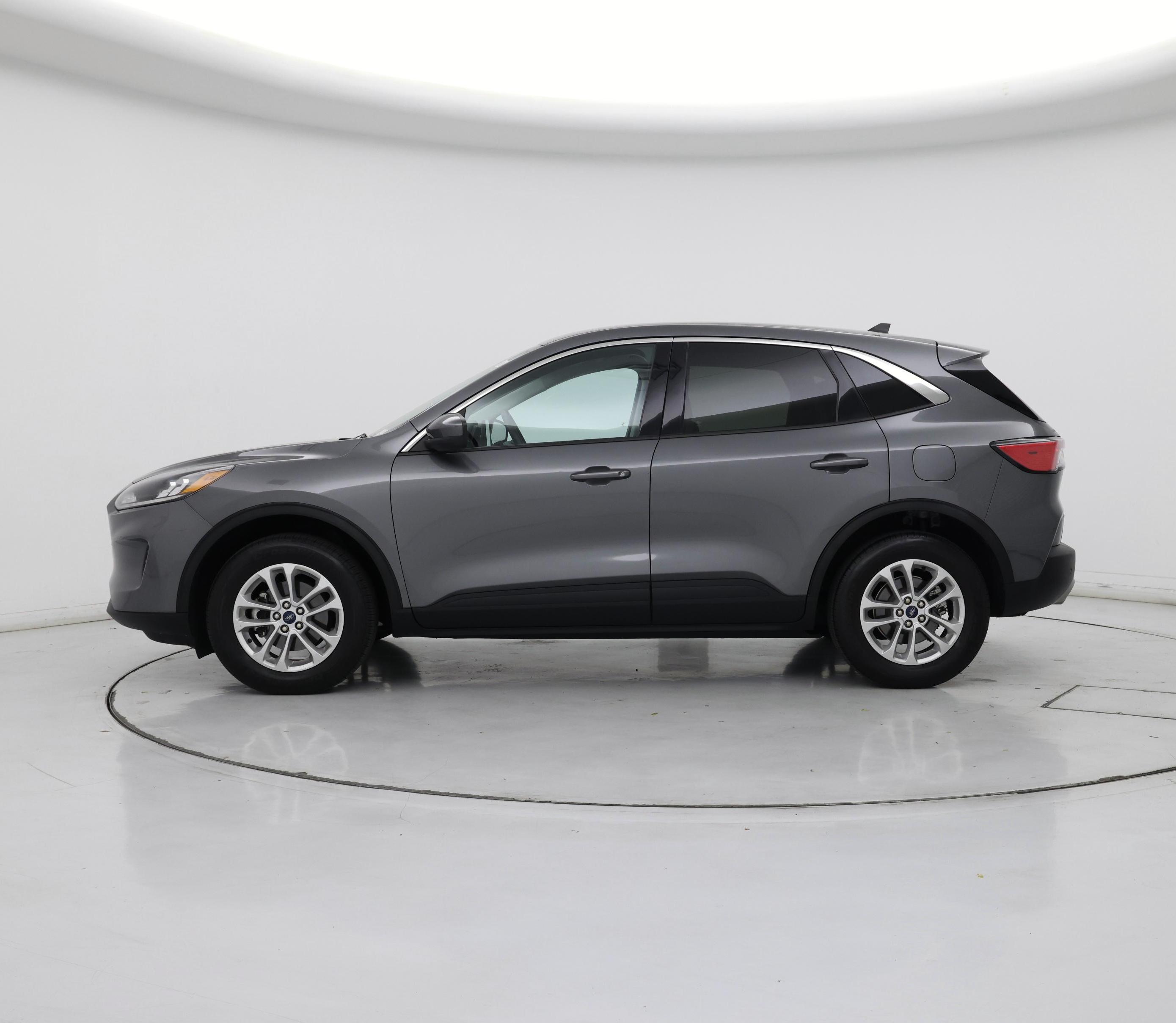Thumbnail: 2021 Ford Escape - 3