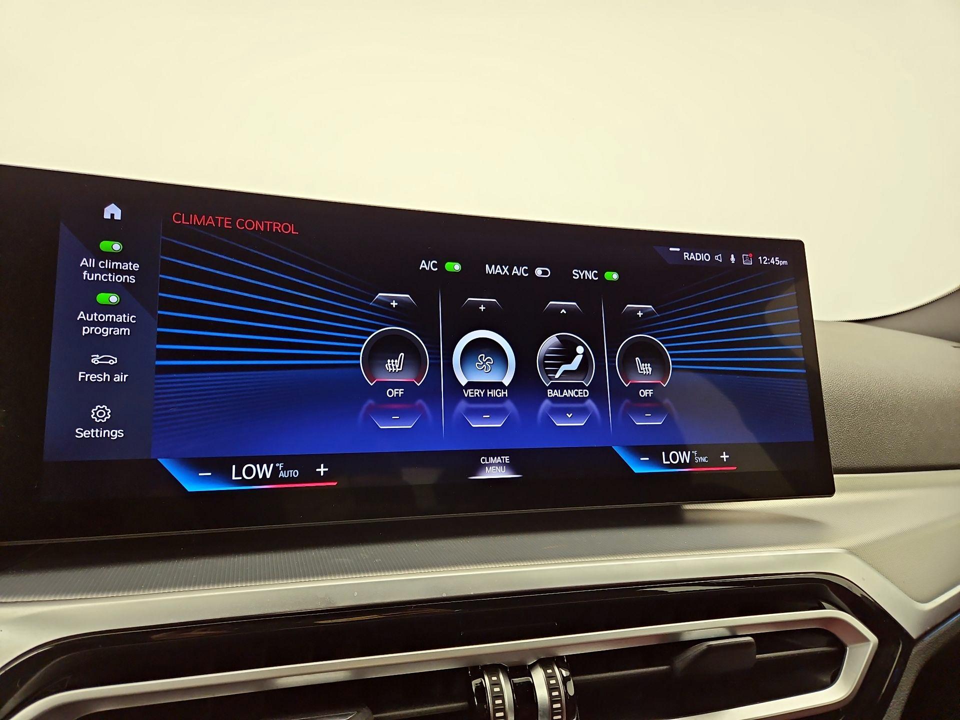 Thumbnail: 2023 BMW i4 - 17