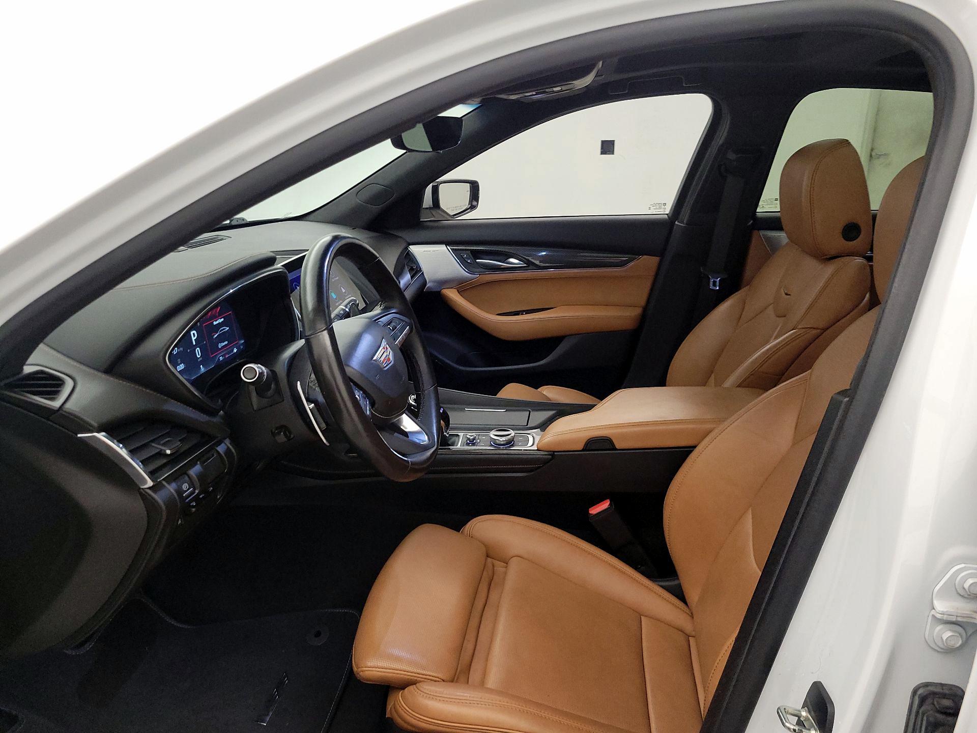 Thumbnail: 2023 Cadillac CT5 - 11