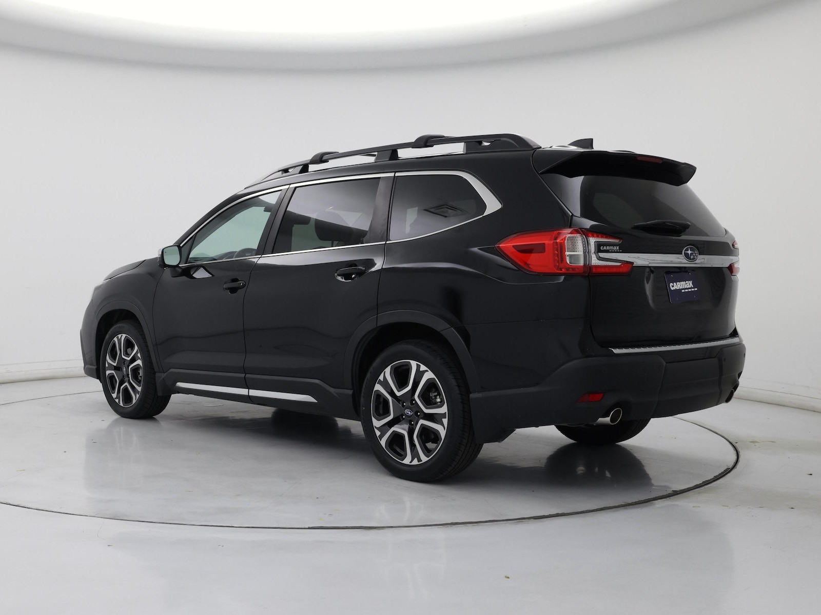 2023 Subaru Ascent Limited - Photo 3