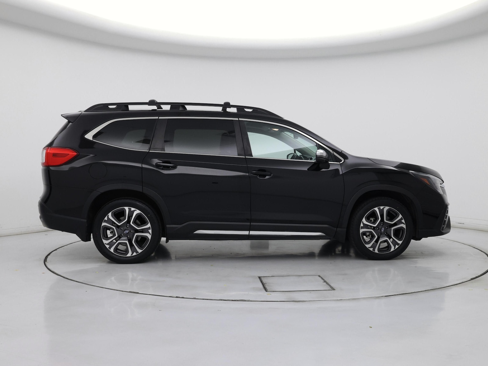 2023 Subaru Ascent Limited - Photo 8