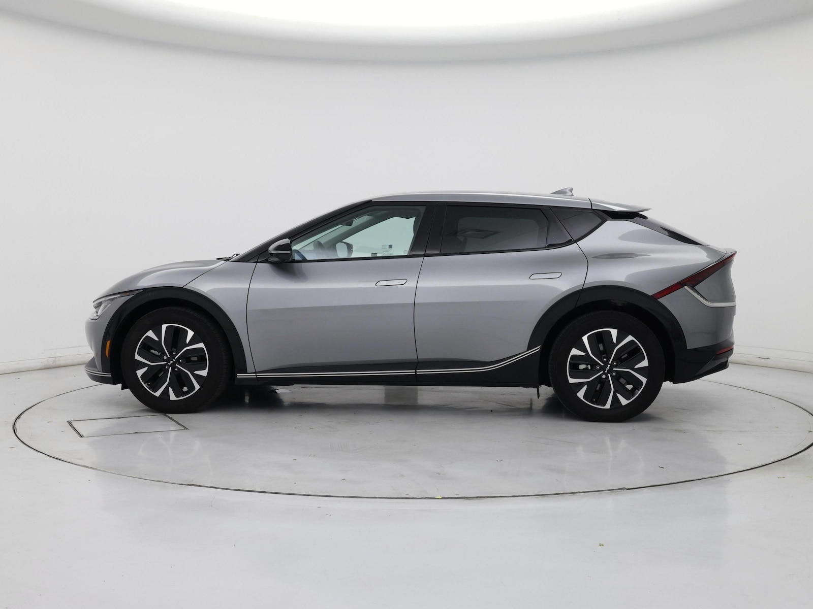 2024 Kia EV6 Wind - Photo 8