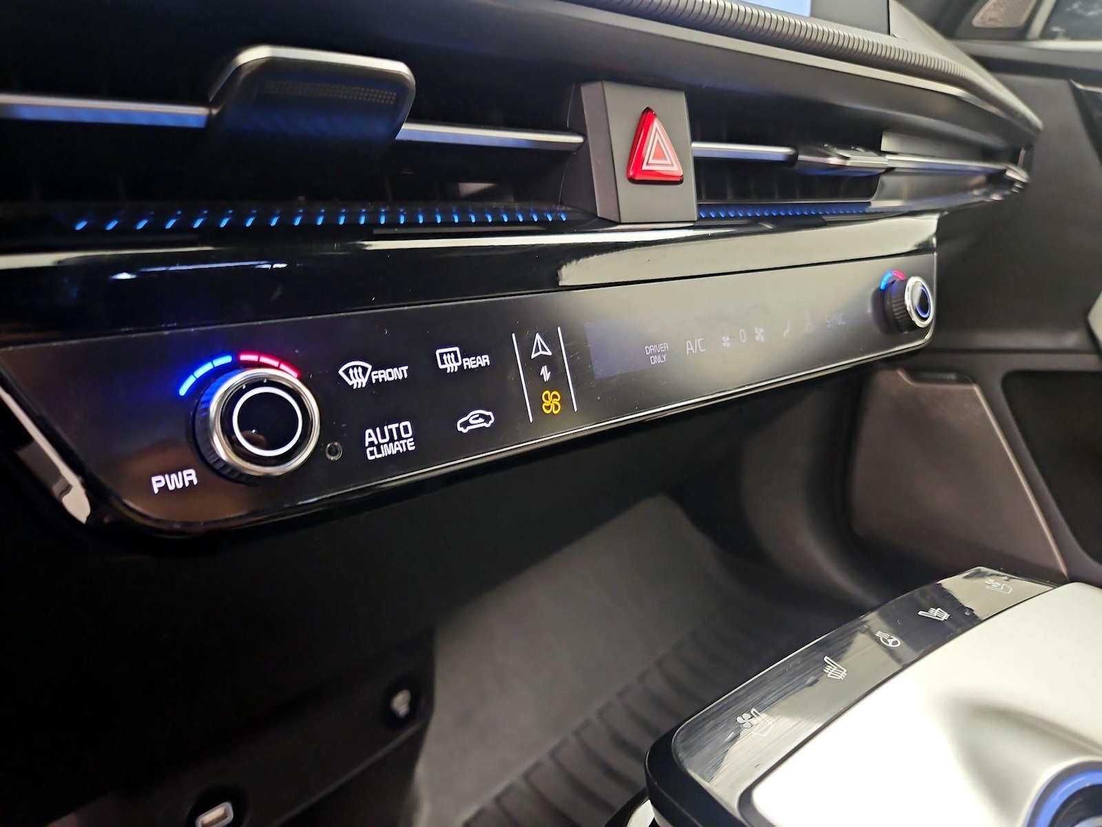 2024 Kia EV6 GT-Line - Photo 18