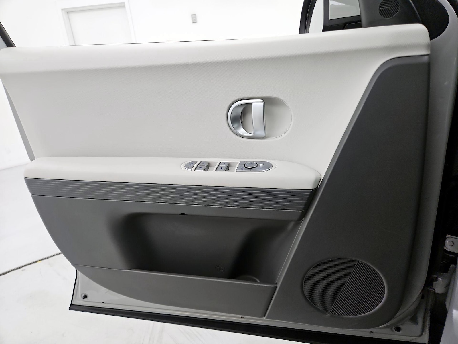 2024 Hyundai IONIQ 5 SEL - Photo 13
