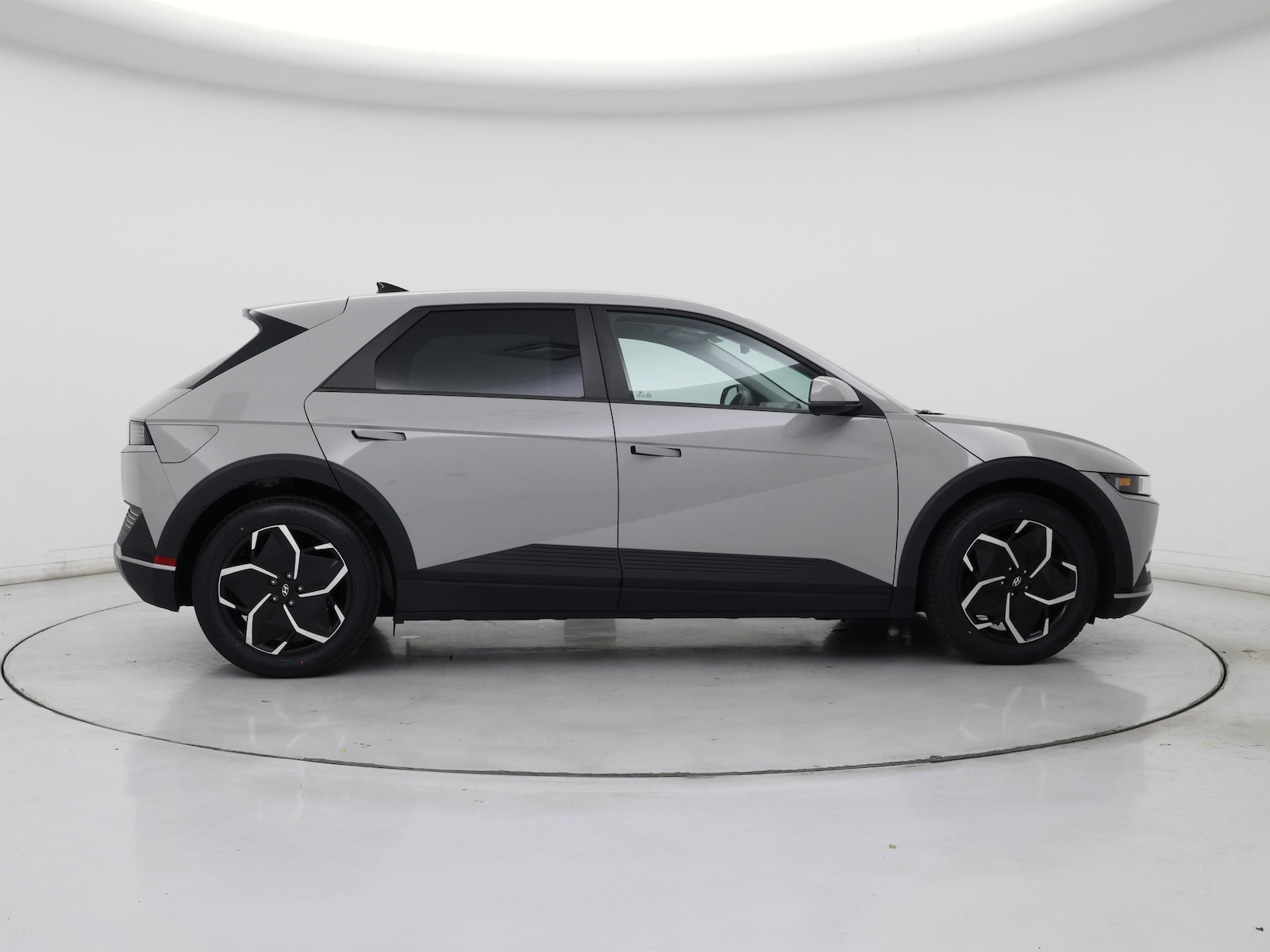 2024 Hyundai IONIQ 5 SEL - Photo 8