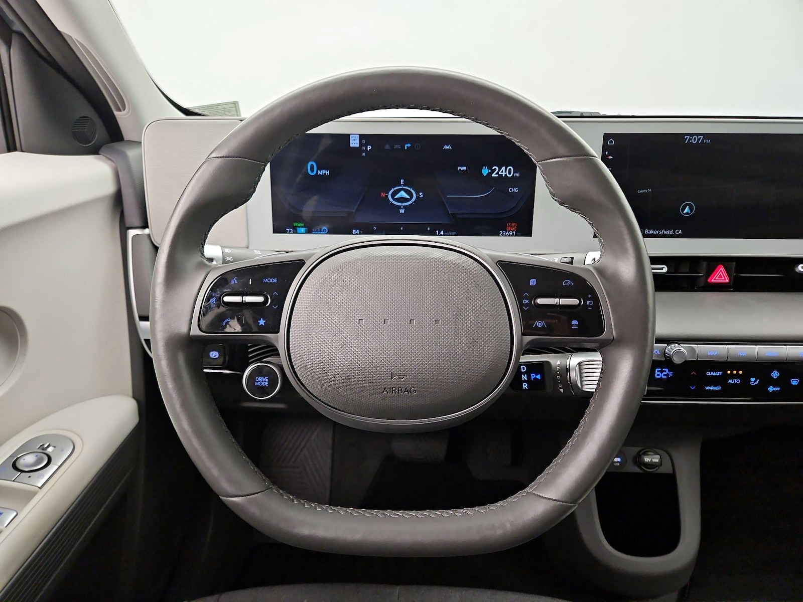 2024 Hyundai IONIQ 5 SEL - Photo 11