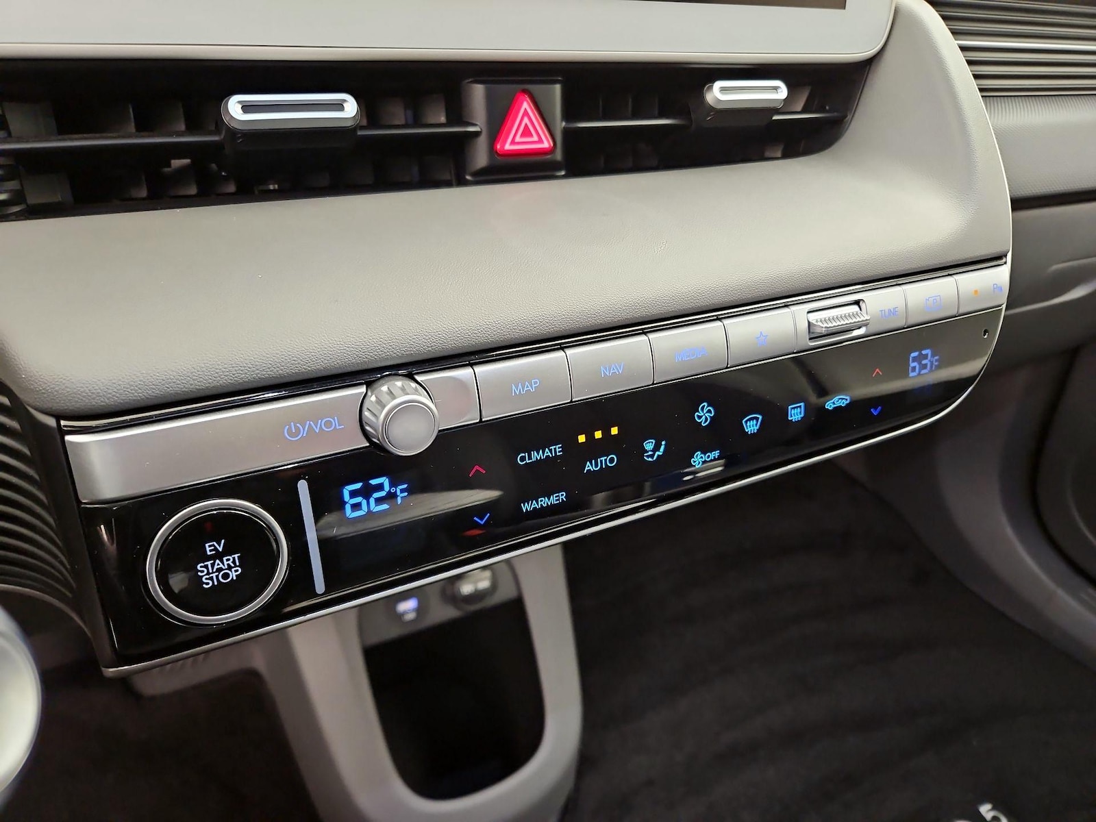 2024 Hyundai IONIQ 5 SEL - Photo 15