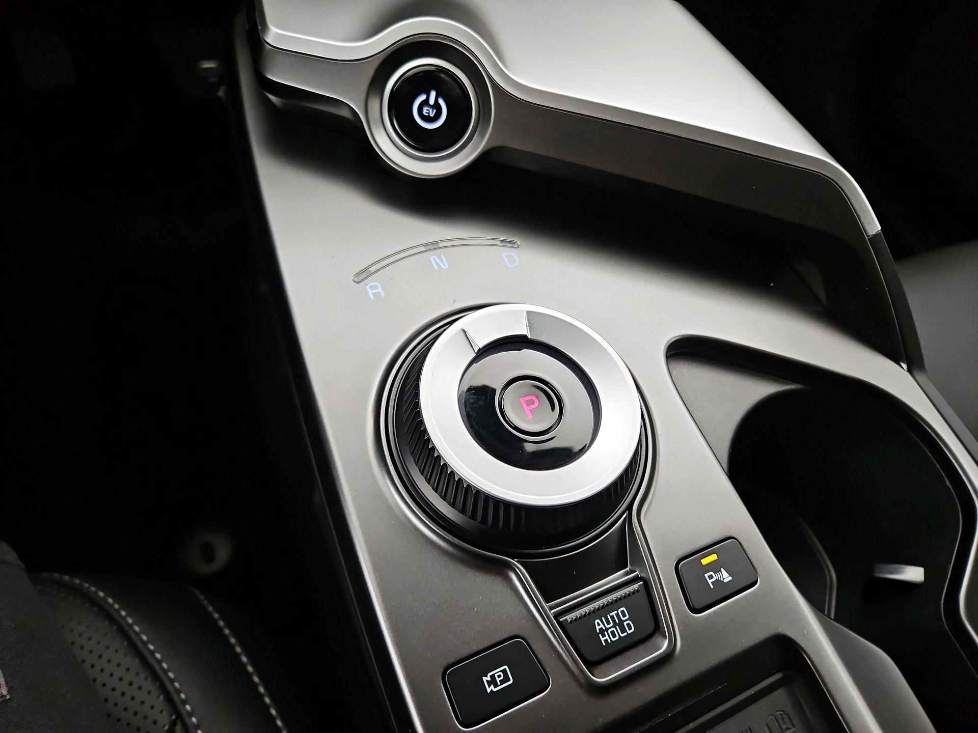 Thumbnail: 2024 Kia EV6 - 18