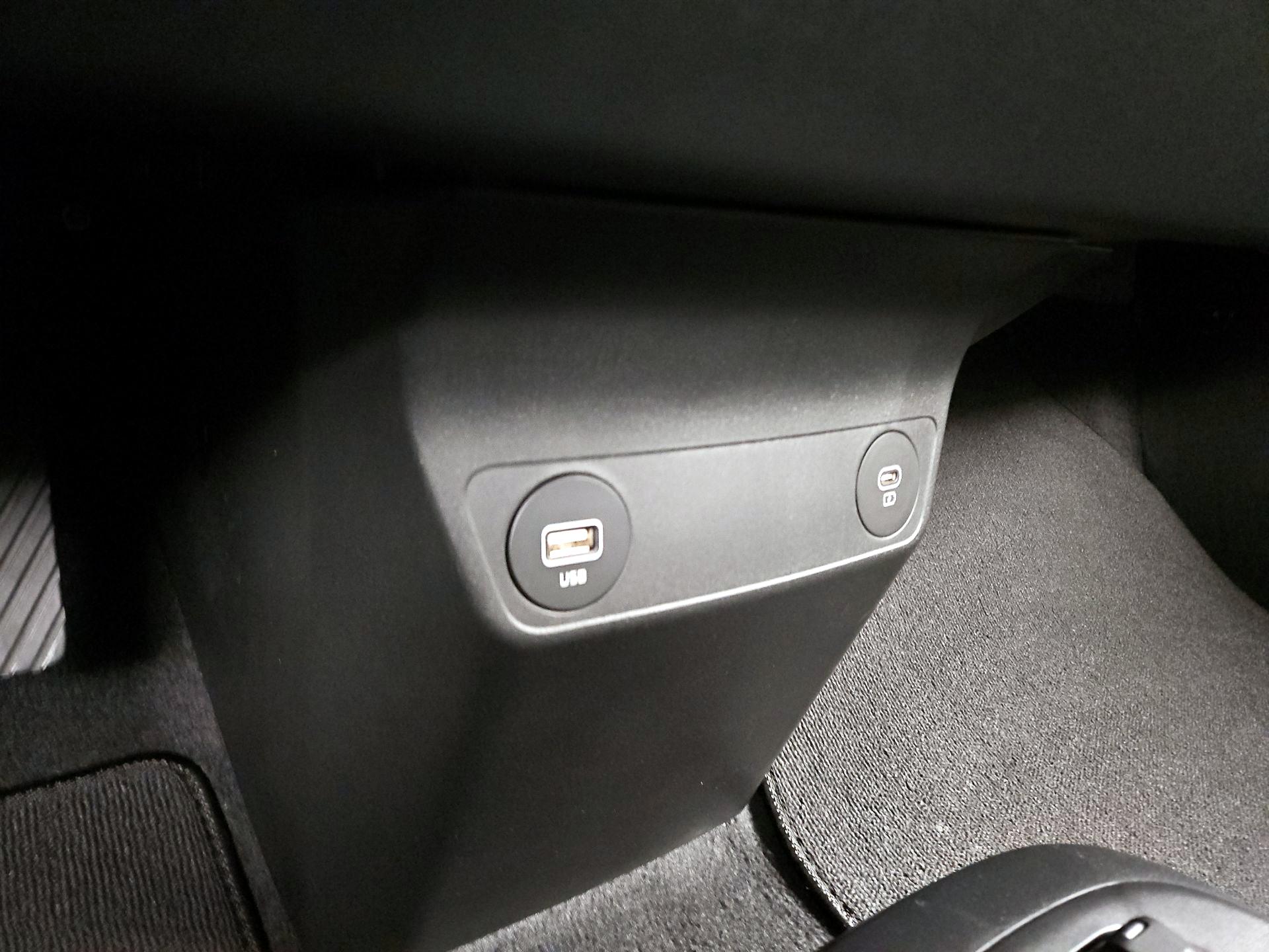 Thumbnail: 2024 Kia EV6 - 19