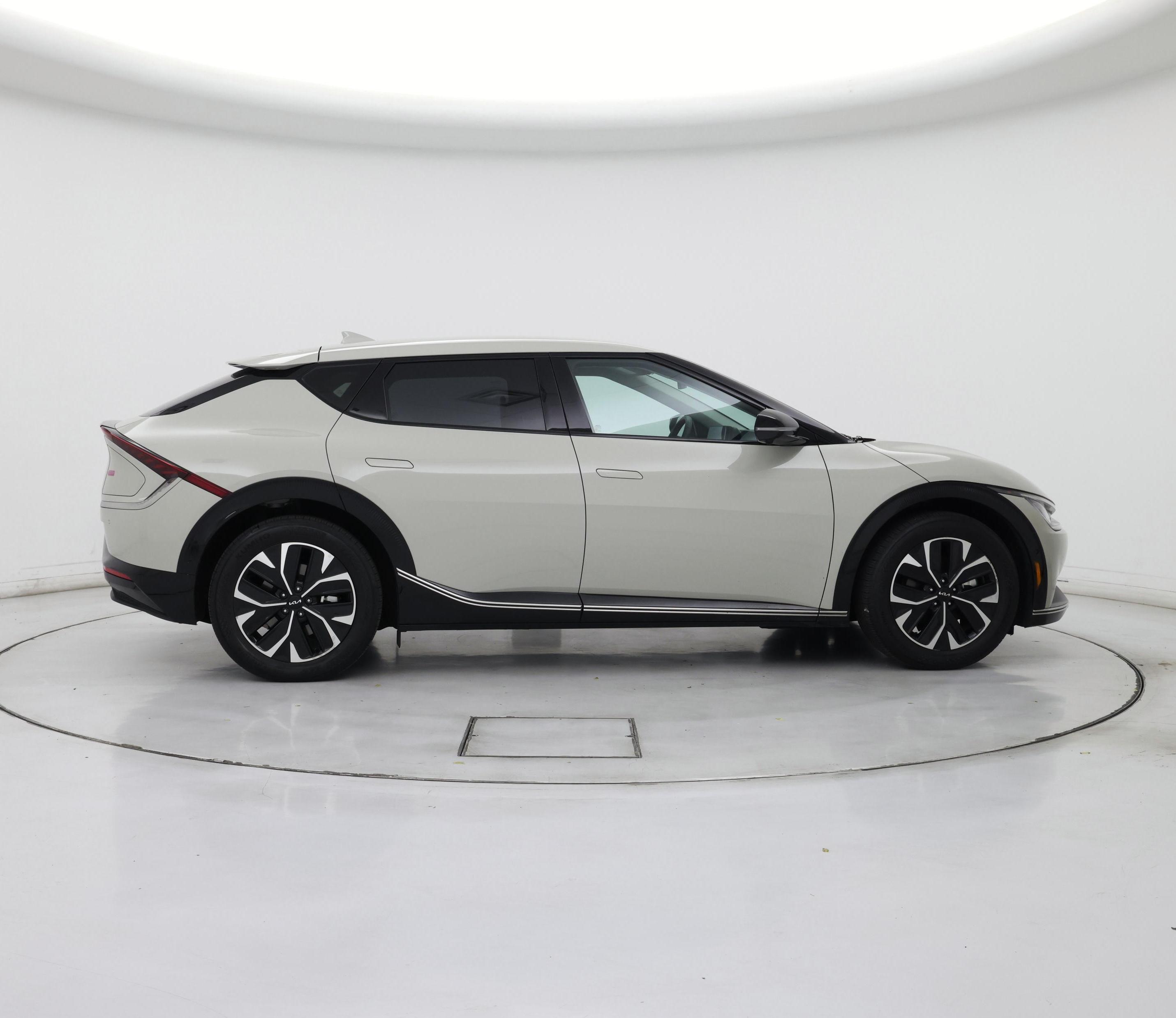 Thumbnail: 2024 Kia EV6 - 7