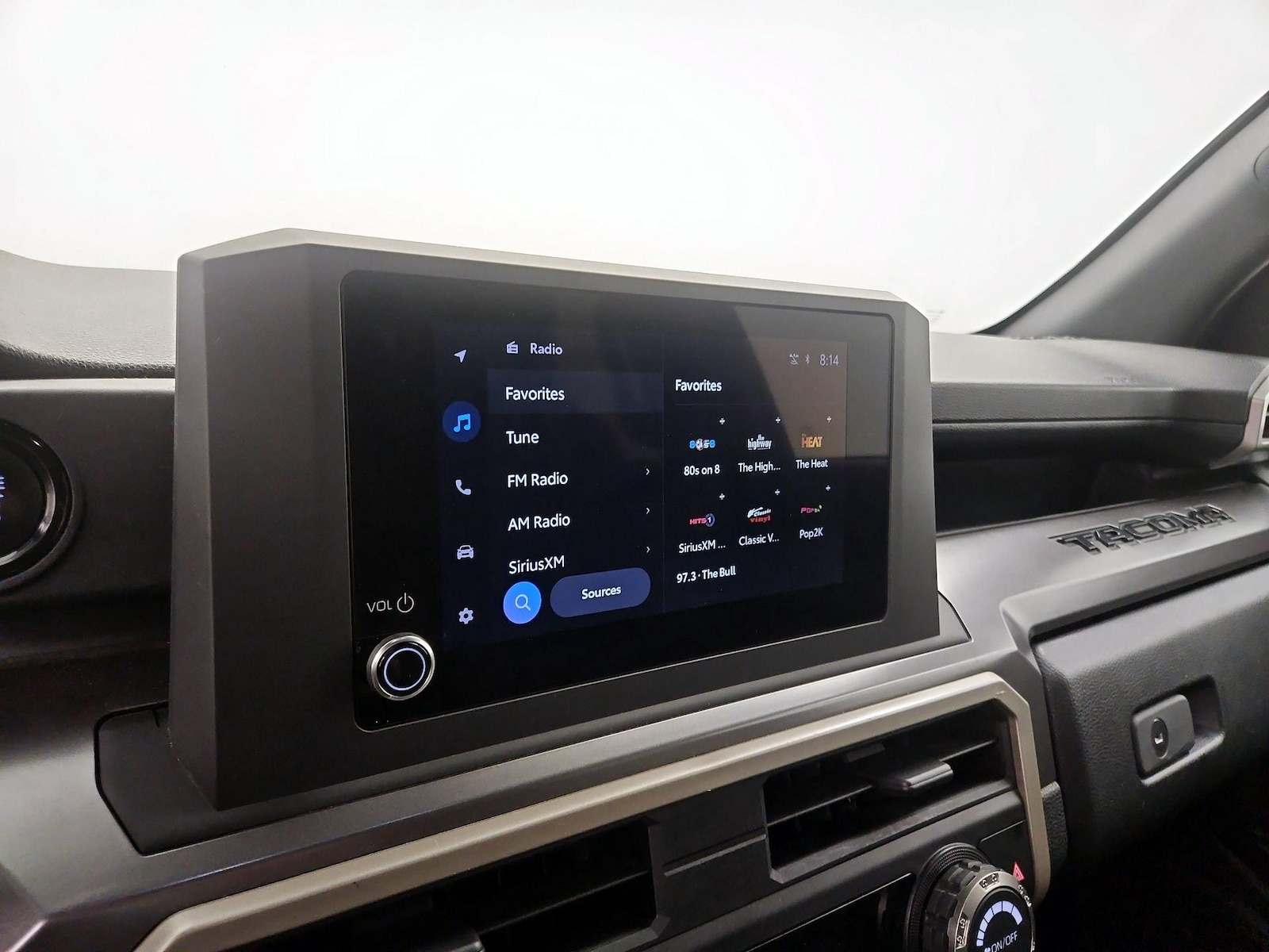 2024 Toyota Tacoma SR5 - Photo 17