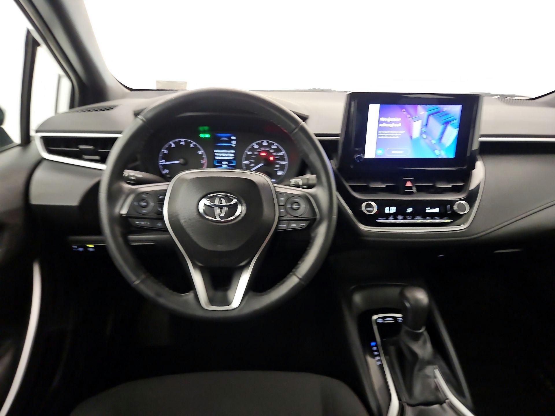 Thumbnail: 2023 Toyota Corolla - 10