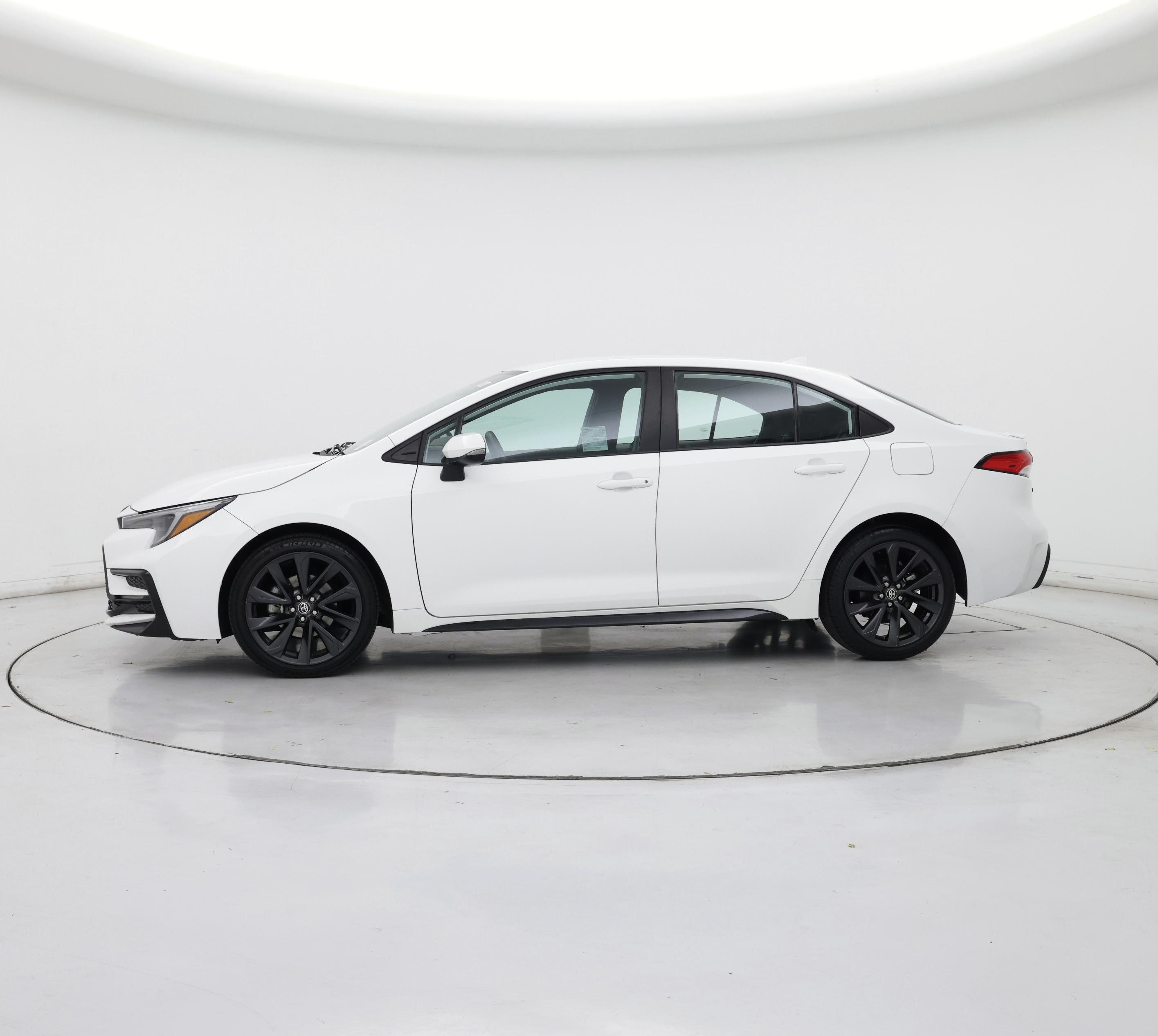 Thumbnail: 2023 Toyota Corolla - 3