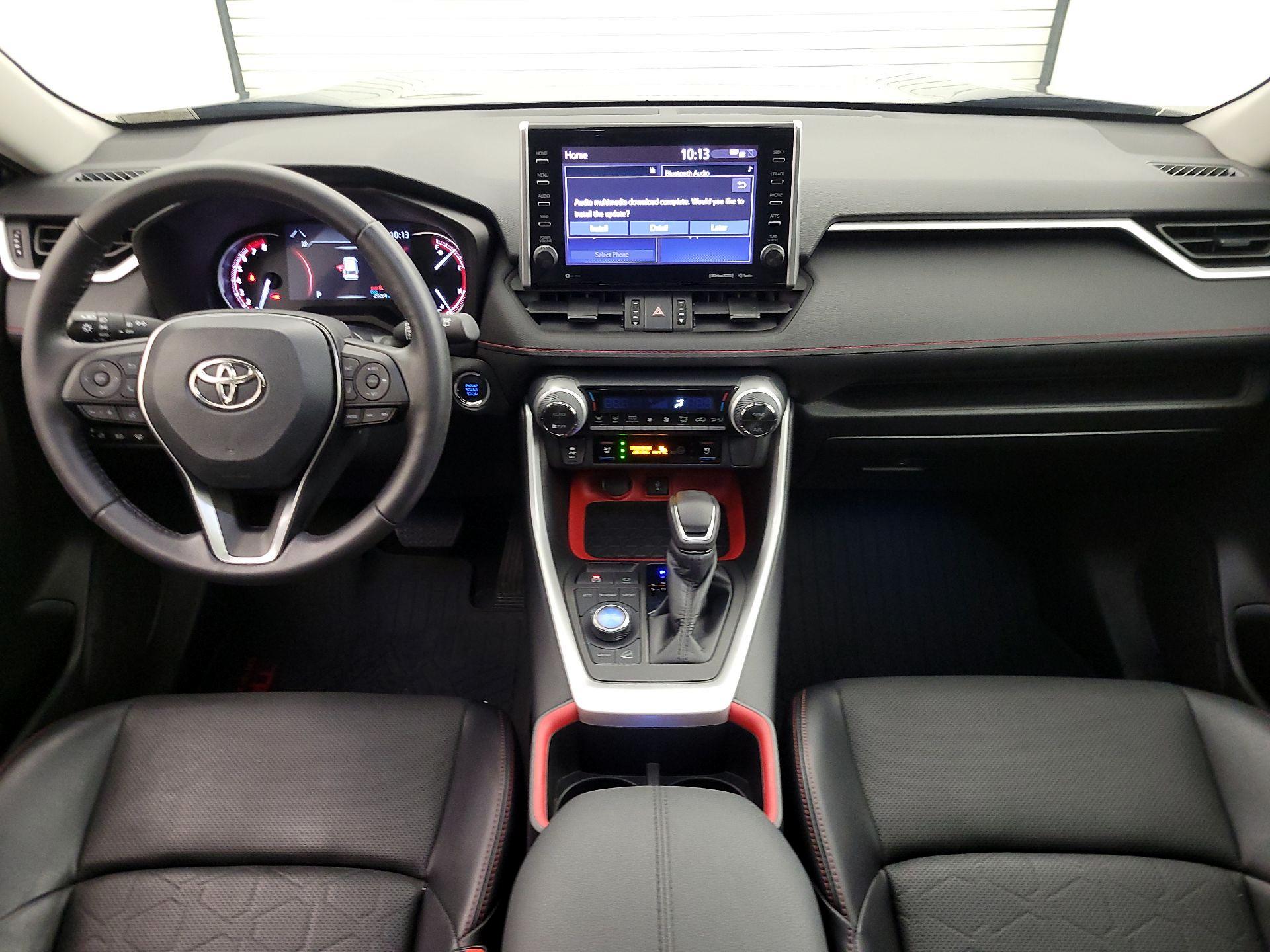 Thumbnail: 2022 Toyota RAV4 - 9