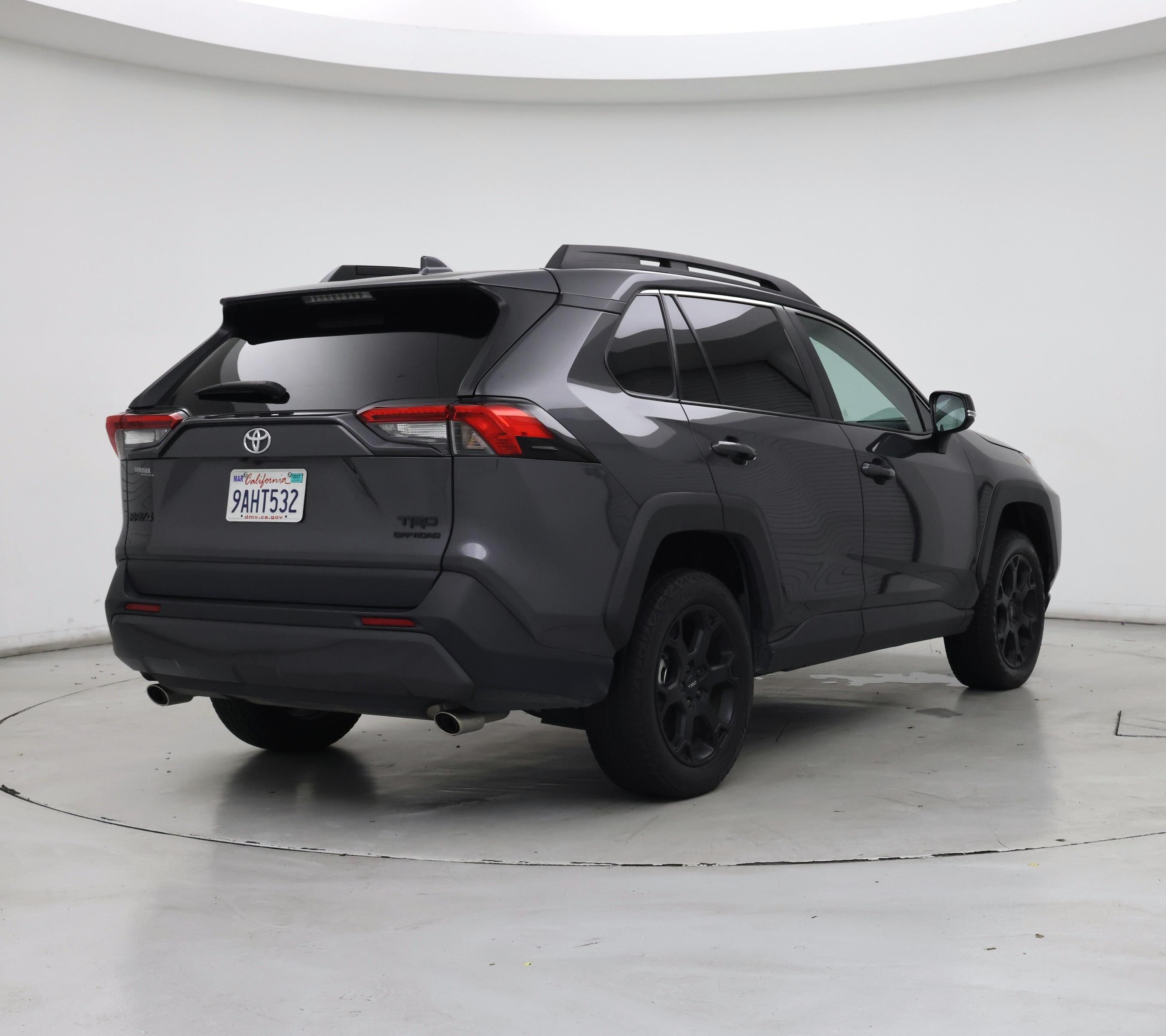 Thumbnail: 2022 Toyota RAV4 - 8