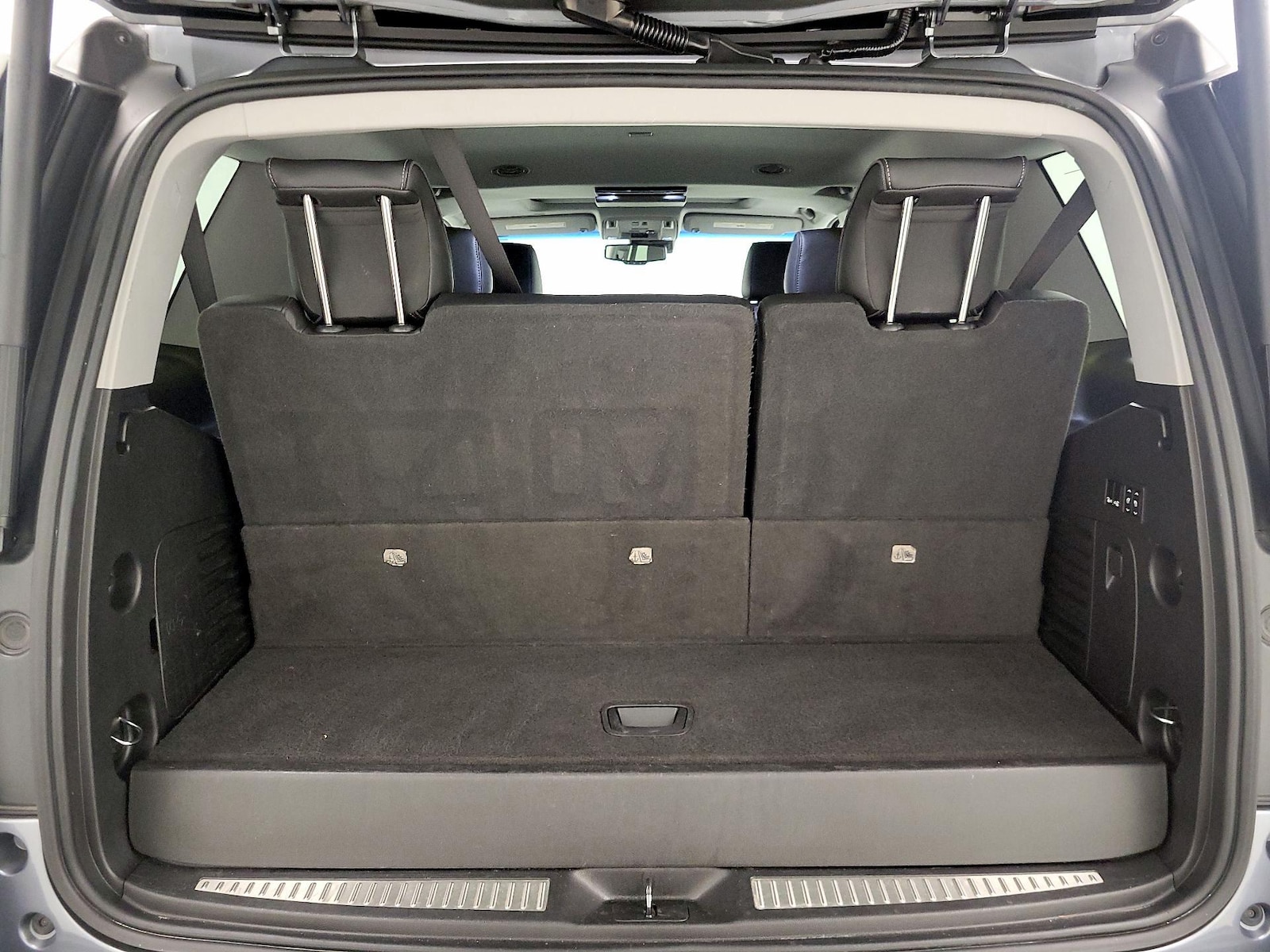 2020 GMC Yukon Denali - Photo 23