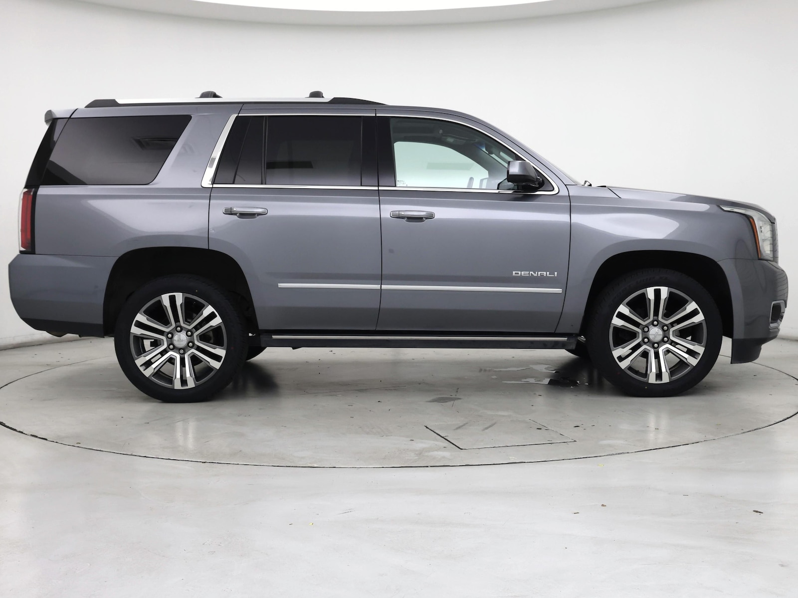 2020 GMC Yukon Denali - Photo 8