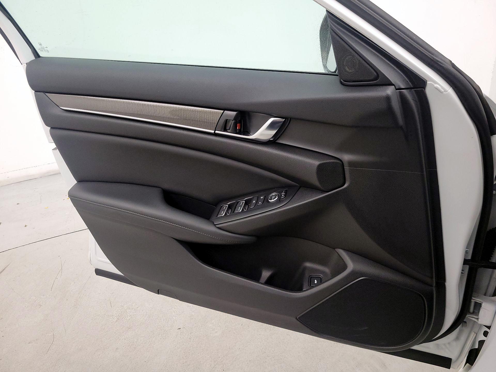 Thumbnail: 2021 Honda Accord - 12