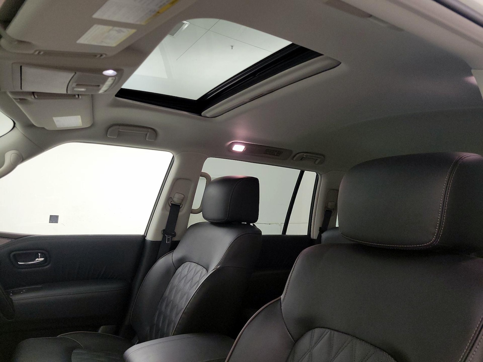 Sunroof(s) & Overhead Airbags