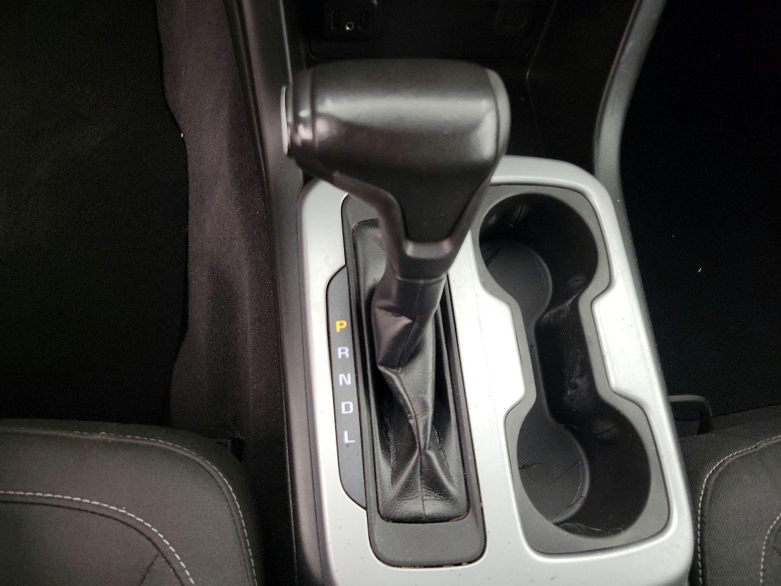 2020 Chevrolet Colorado LT - Photo 17