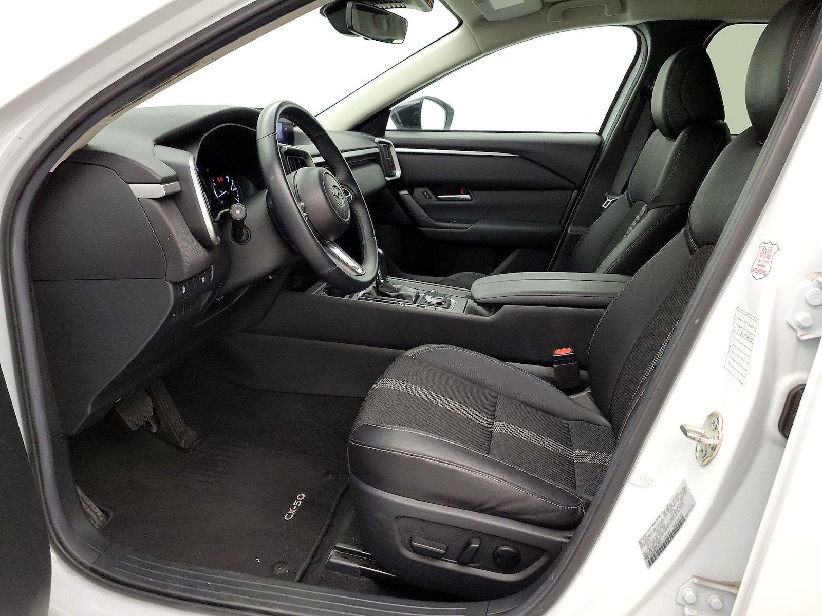 2025 Mazda CX-50 Preferred - Photo 12