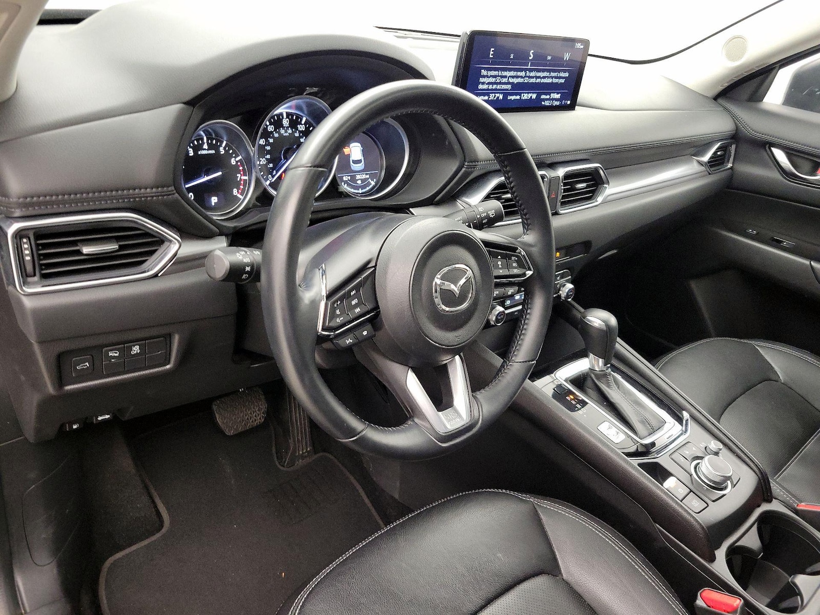 2025 Mazda CX-5 S Preferred package - Photo 10