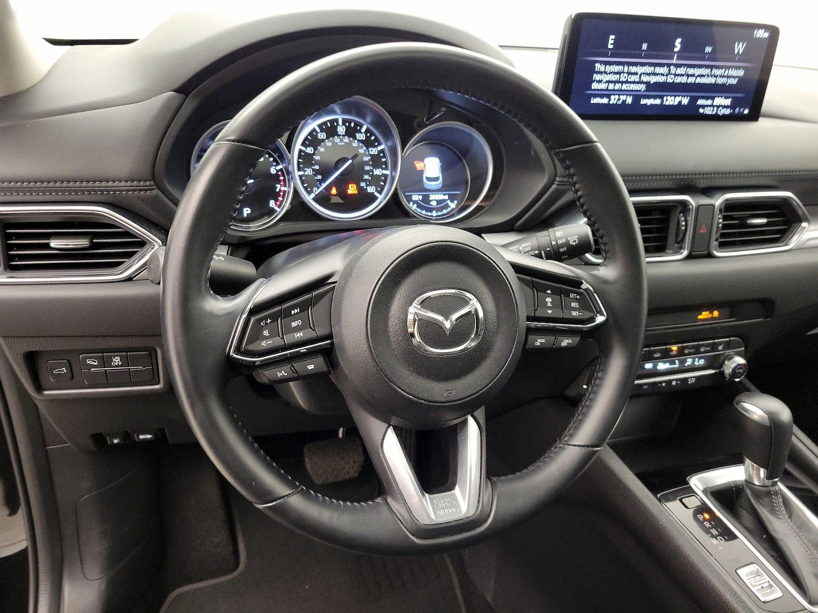 2025 Mazda CX-5 S Preferred package - Photo 11