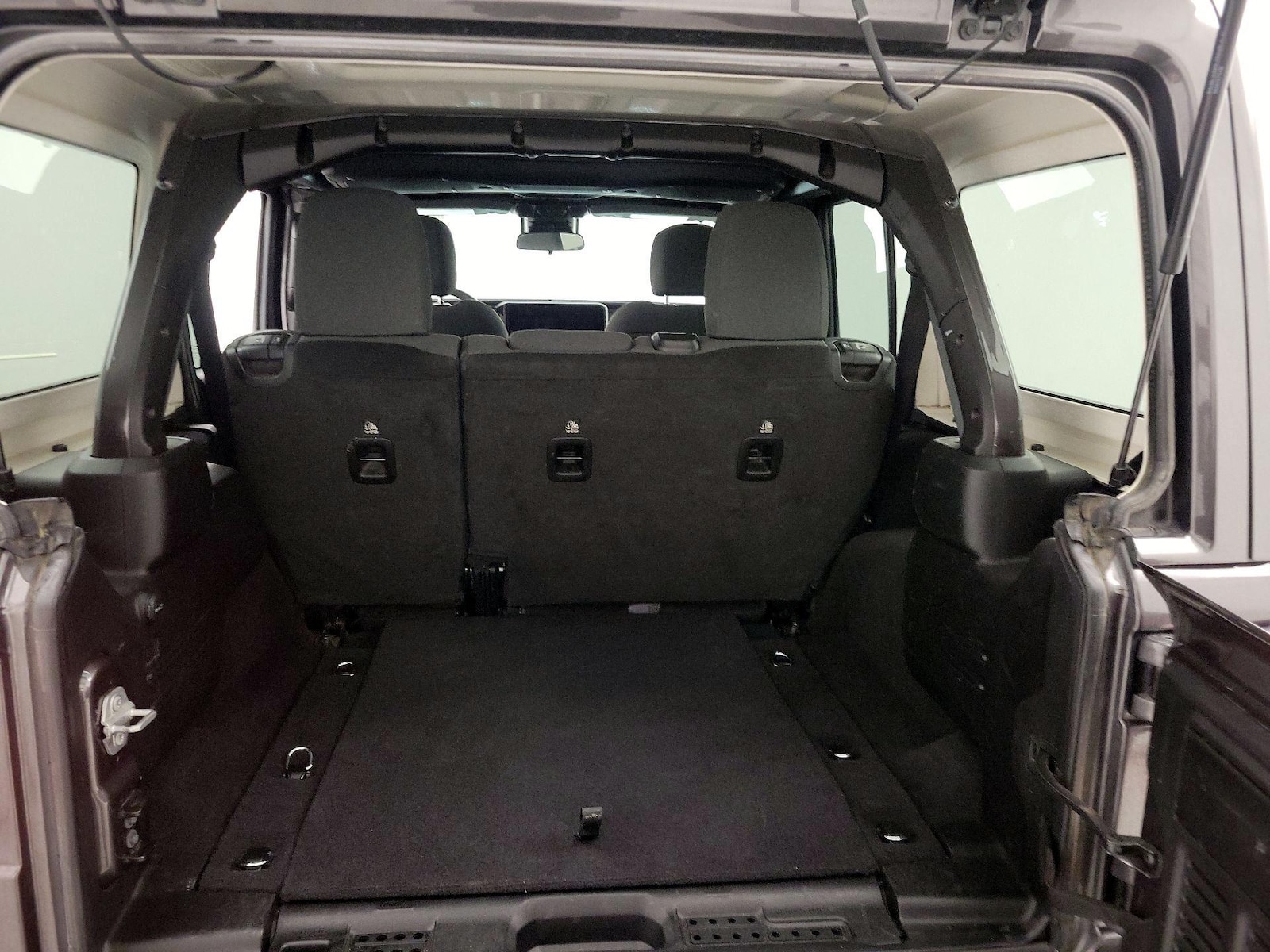 2025 Jeep Wrangler 4-Door Rubicon - Photo 22