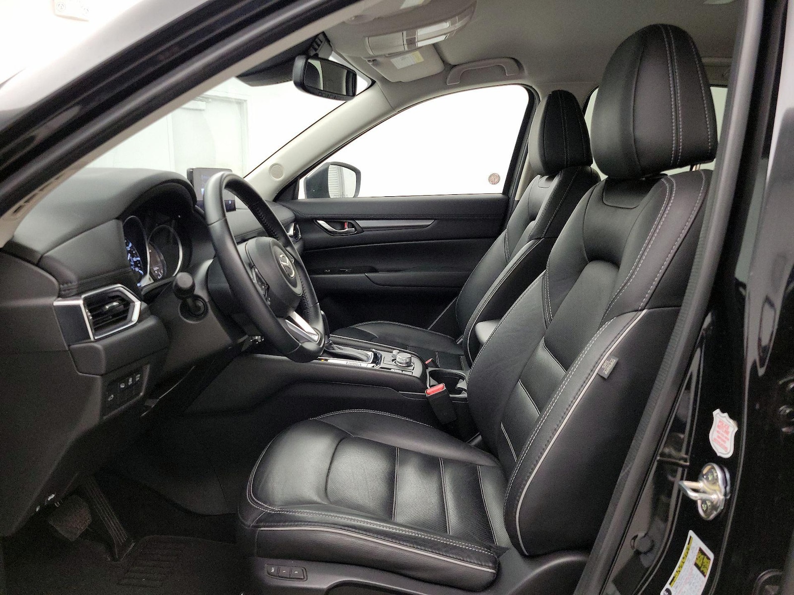 2025 Mazda CX-5 S Preferred package - Photo 12