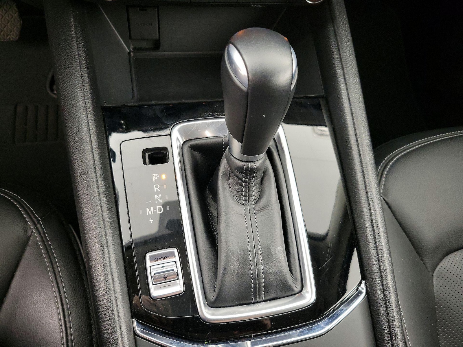 2025 Mazda CX-5 S Preferred package - Photo 18