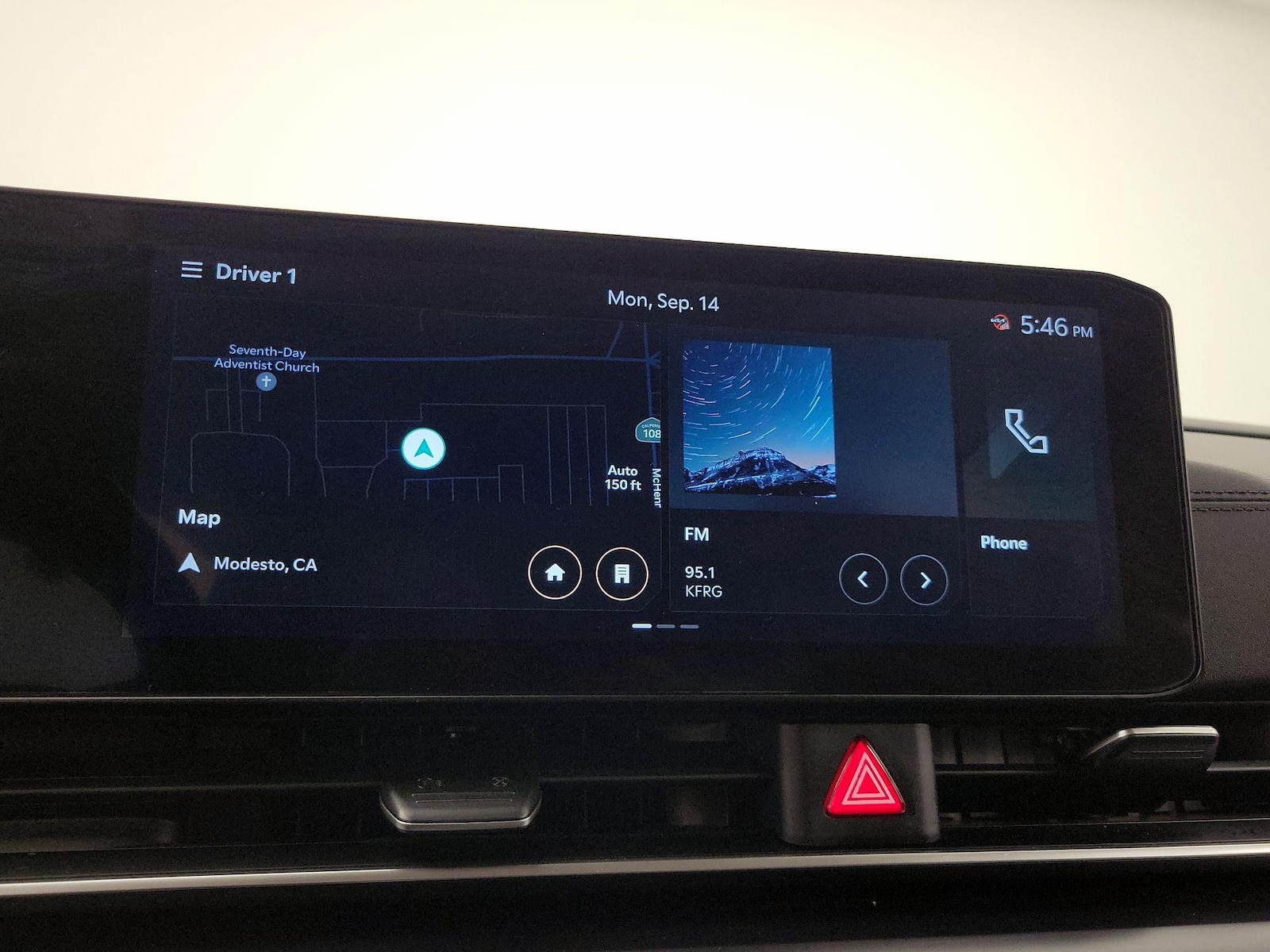 2025 Kia Carnival LXS - Photo 17