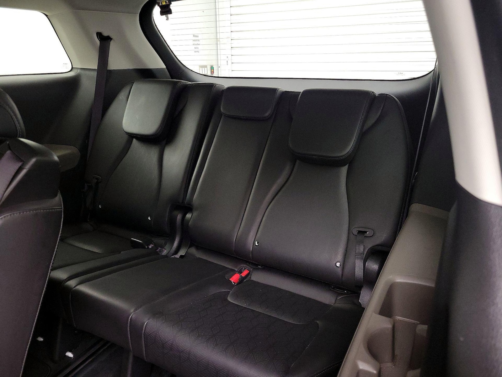 2025 Kia Carnival LXS - Photo 22
