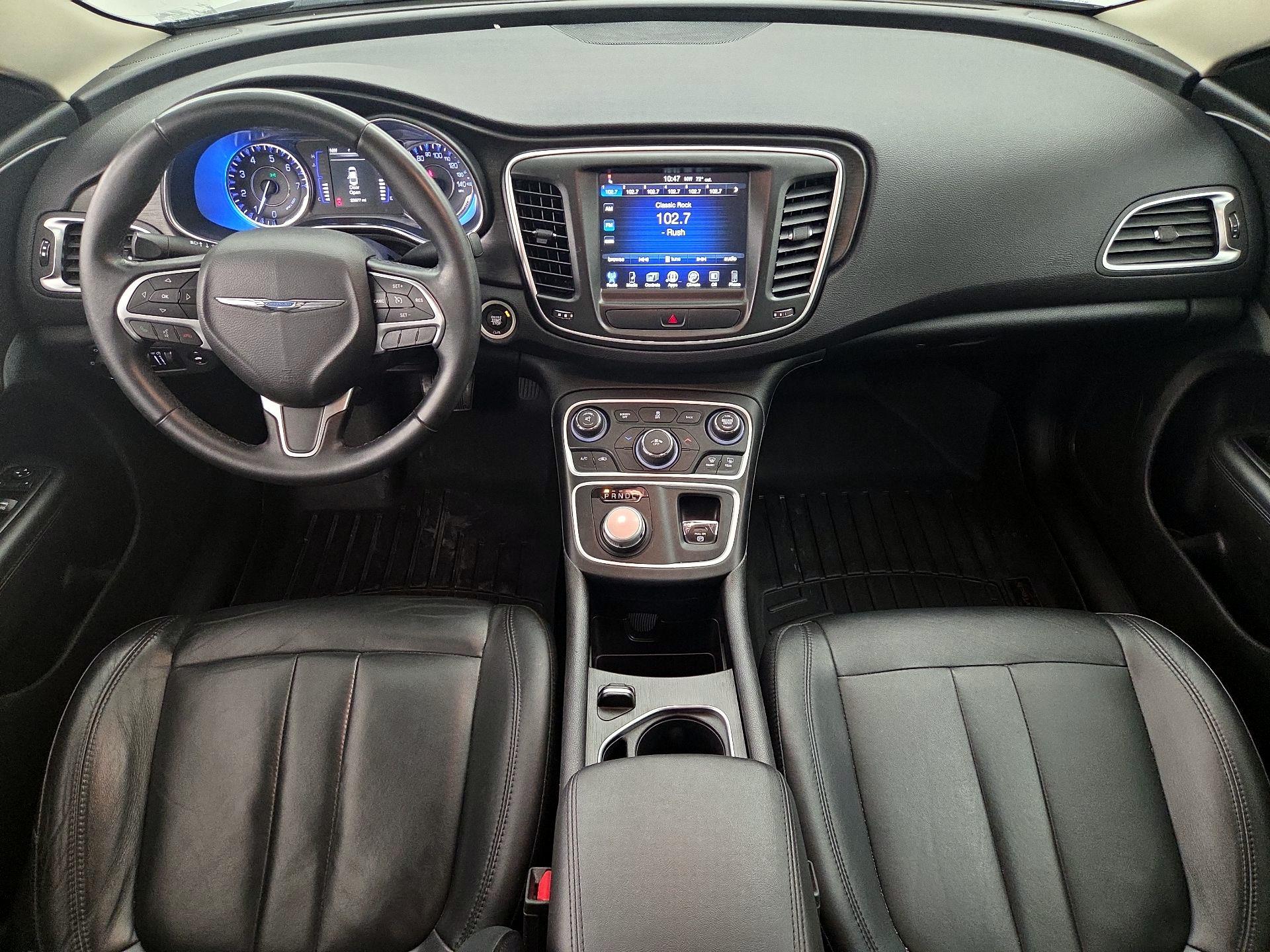 Thumbnail: 2017 Chrysler 200 - 9