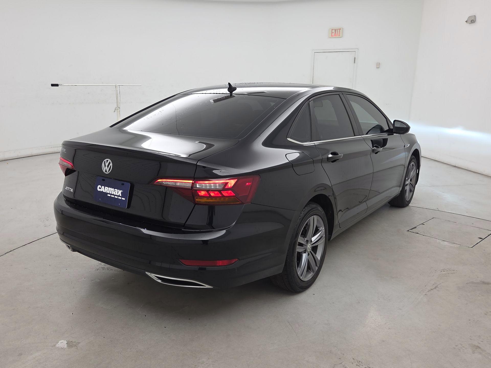 Thumbnail: 2019 Volkswagen Jetta - 5