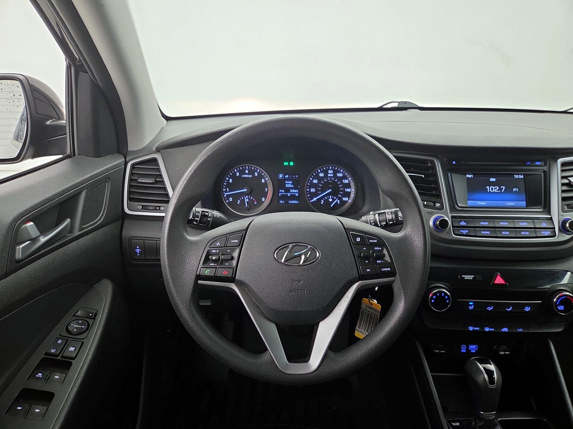 Thumbnail: 2017 Hyundai Tucson - 10