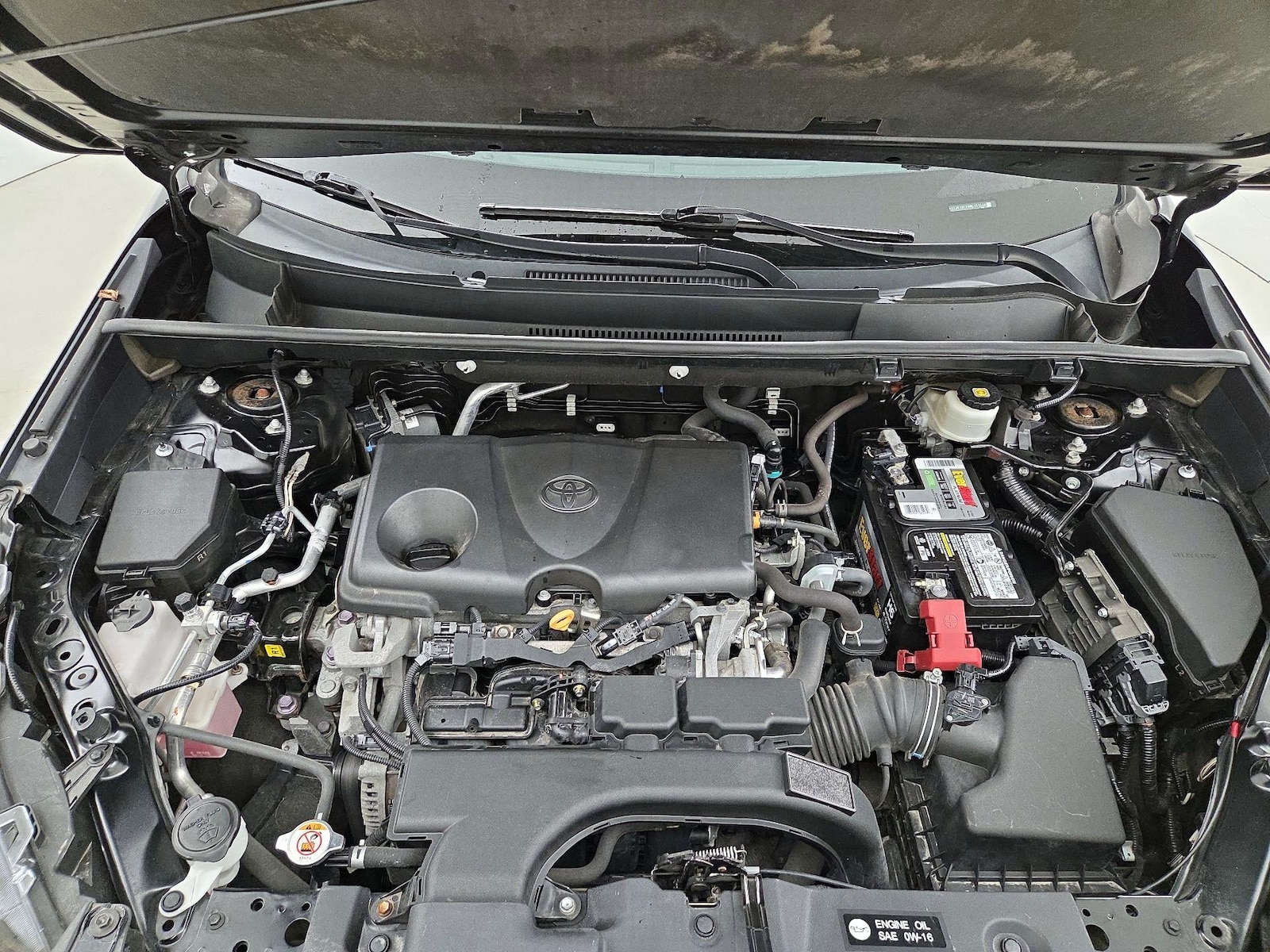 2021 Toyota RAV4 XLE - Photo 23