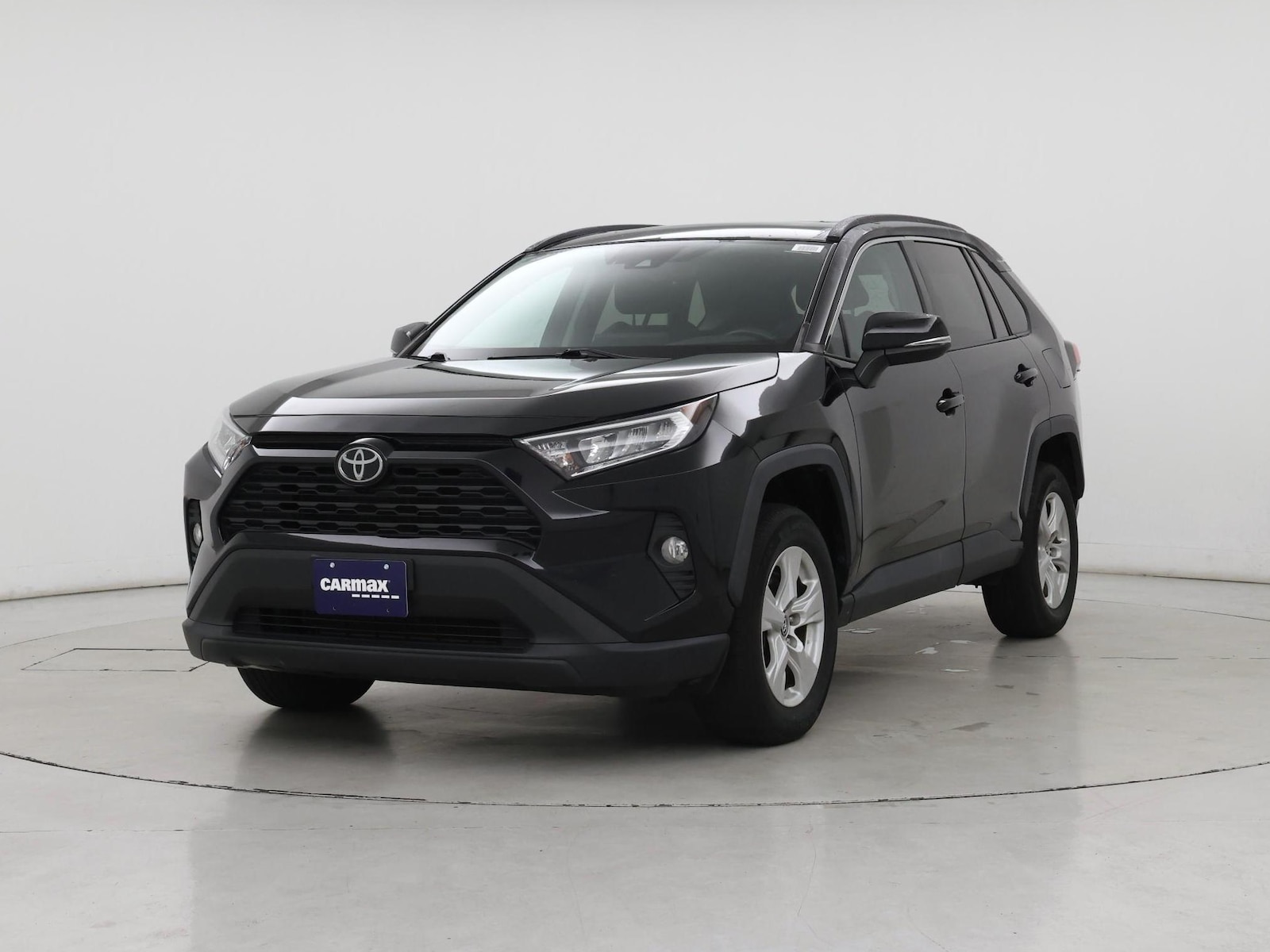 2021 Toyota RAV4 XLE - Photo 5