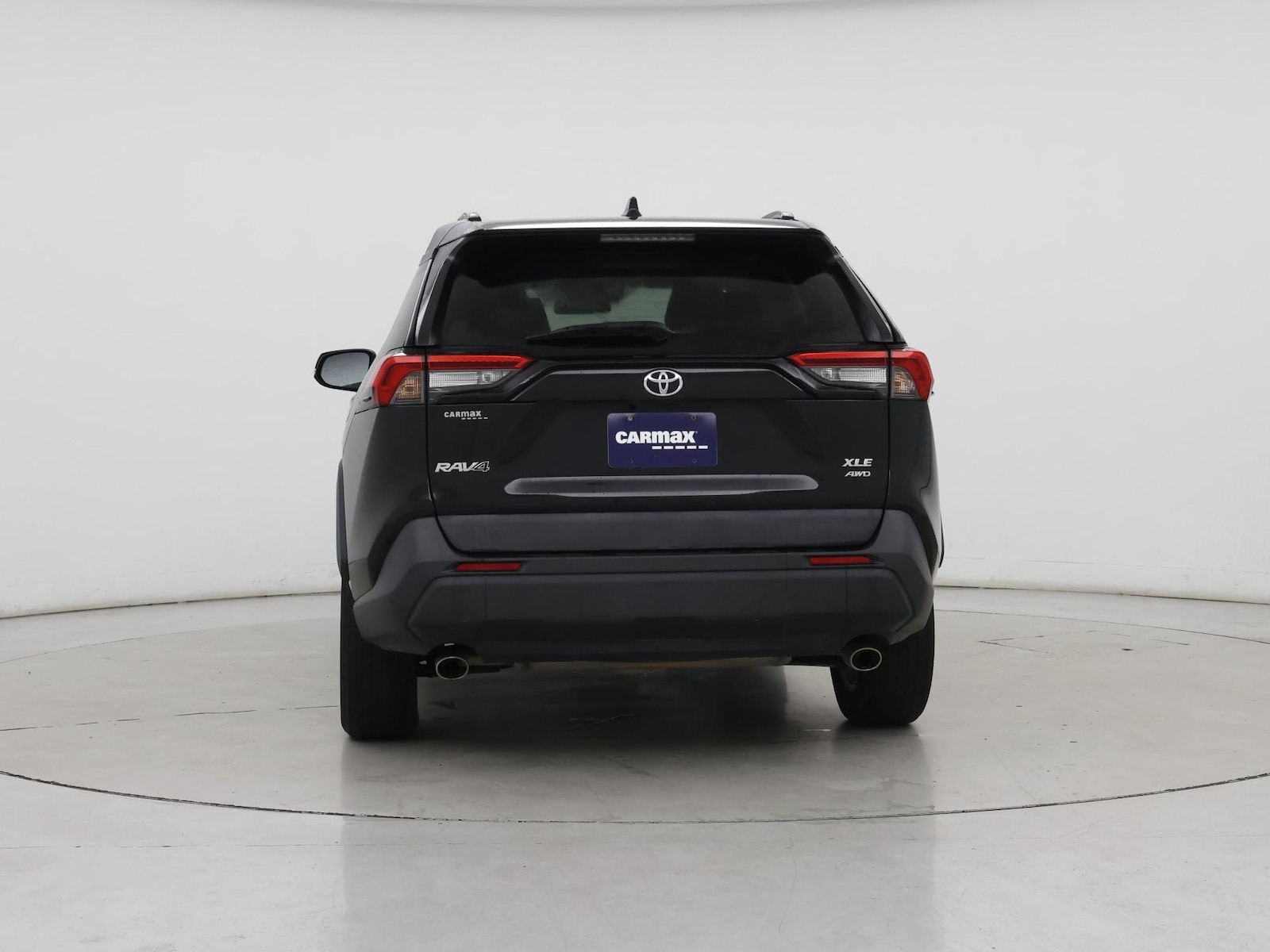 2021 Toyota RAV4 XLE - Photo 7