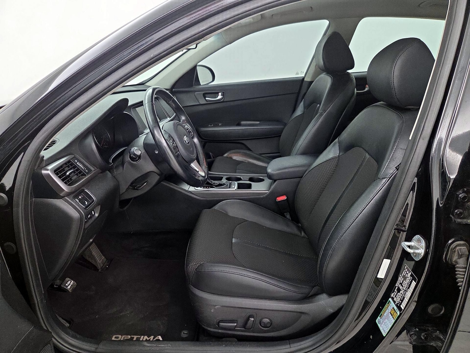 Power Seat(s) & Side Airbags